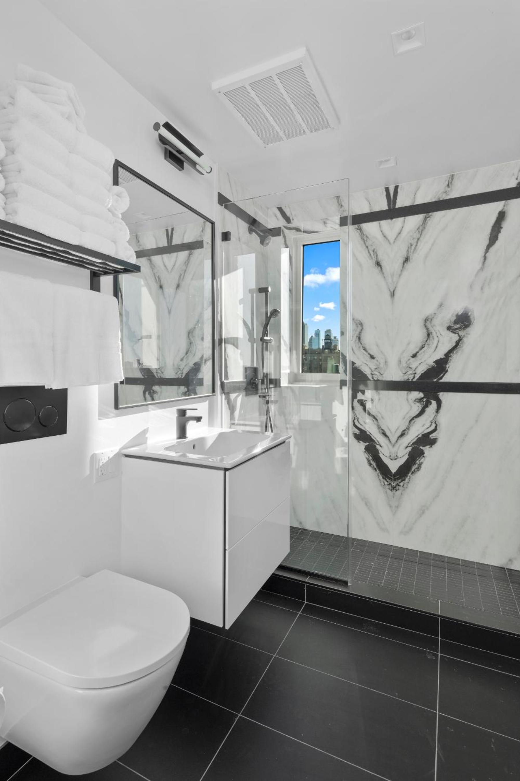 River View Penthouse Suite with Balcony photo 2