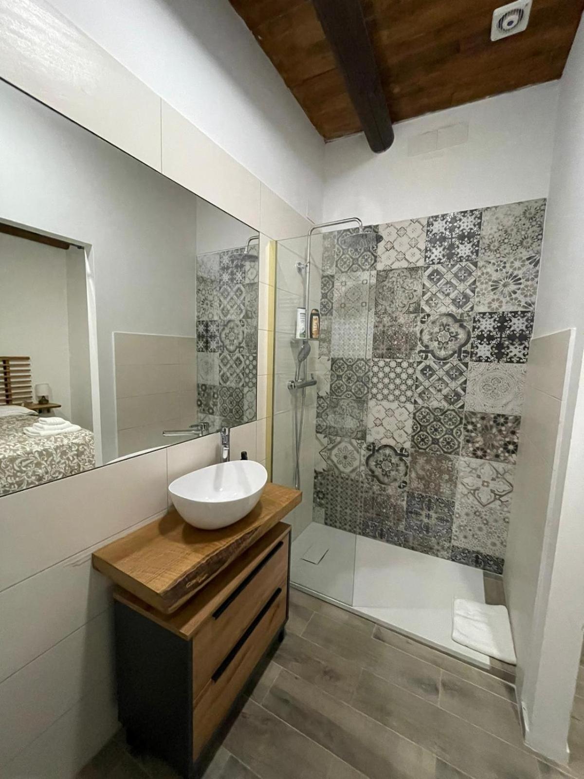 Small Double Room photo 2