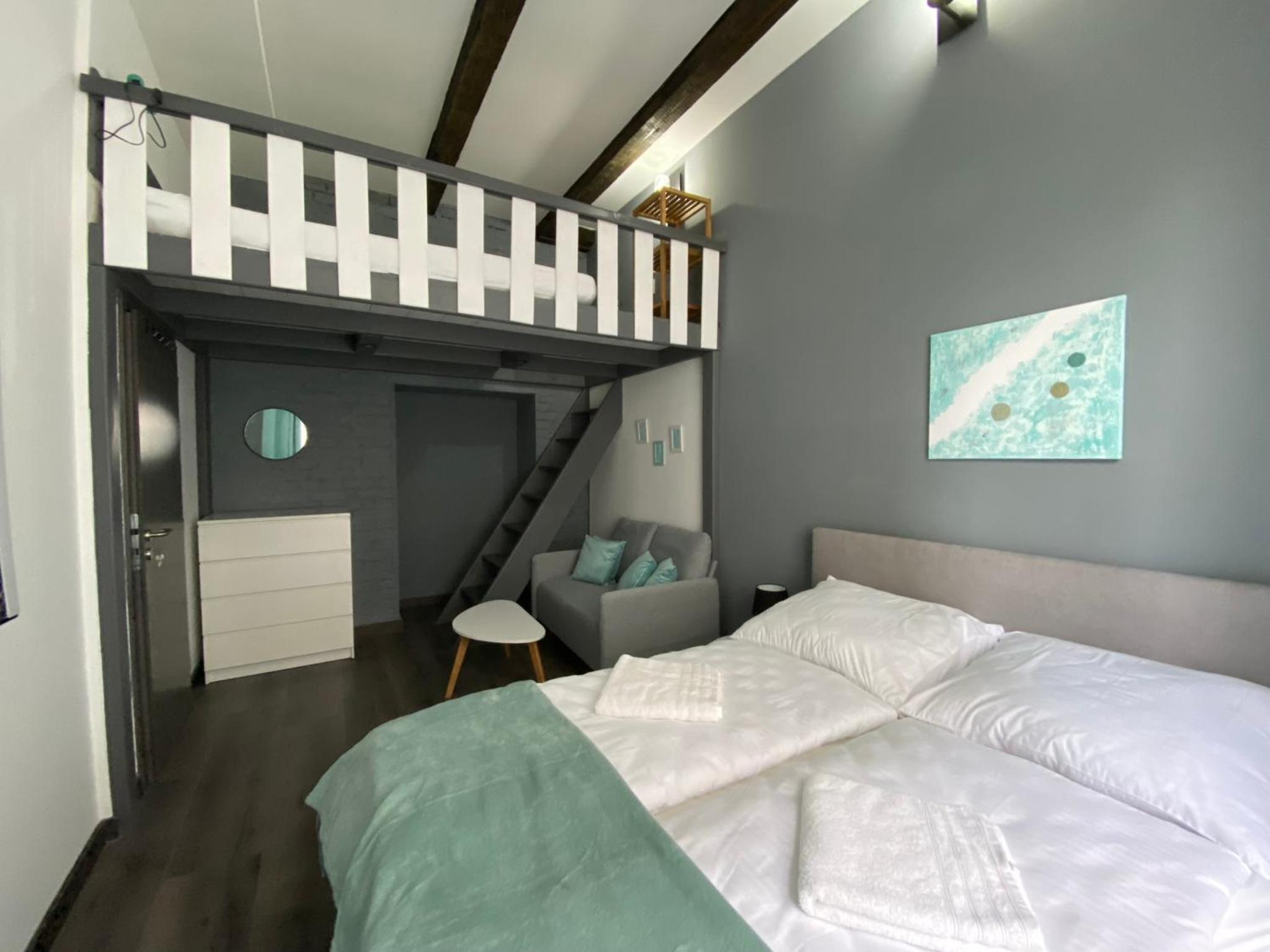 Two-Bedroom Deluxe Apartment photo 1