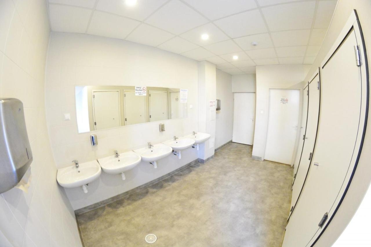Twin Room with Shared Bathroom photo 2