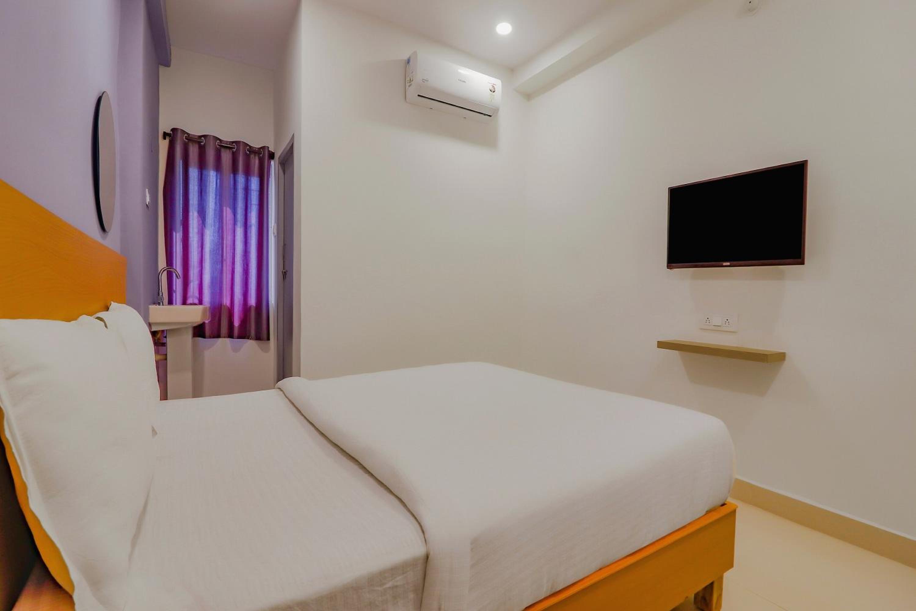 Deluxe Triple Room photo 2