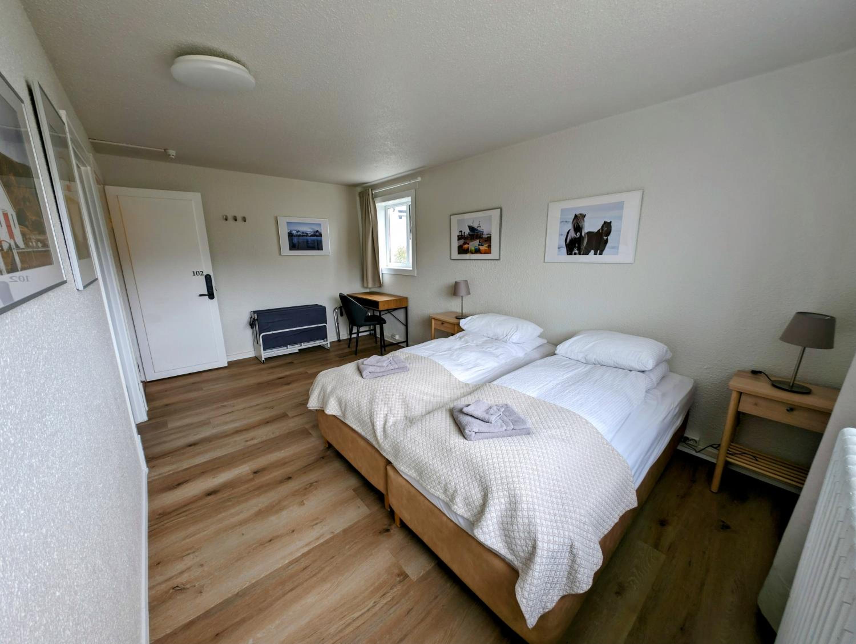 Double or Twin Room with Private Bathroom photo 1