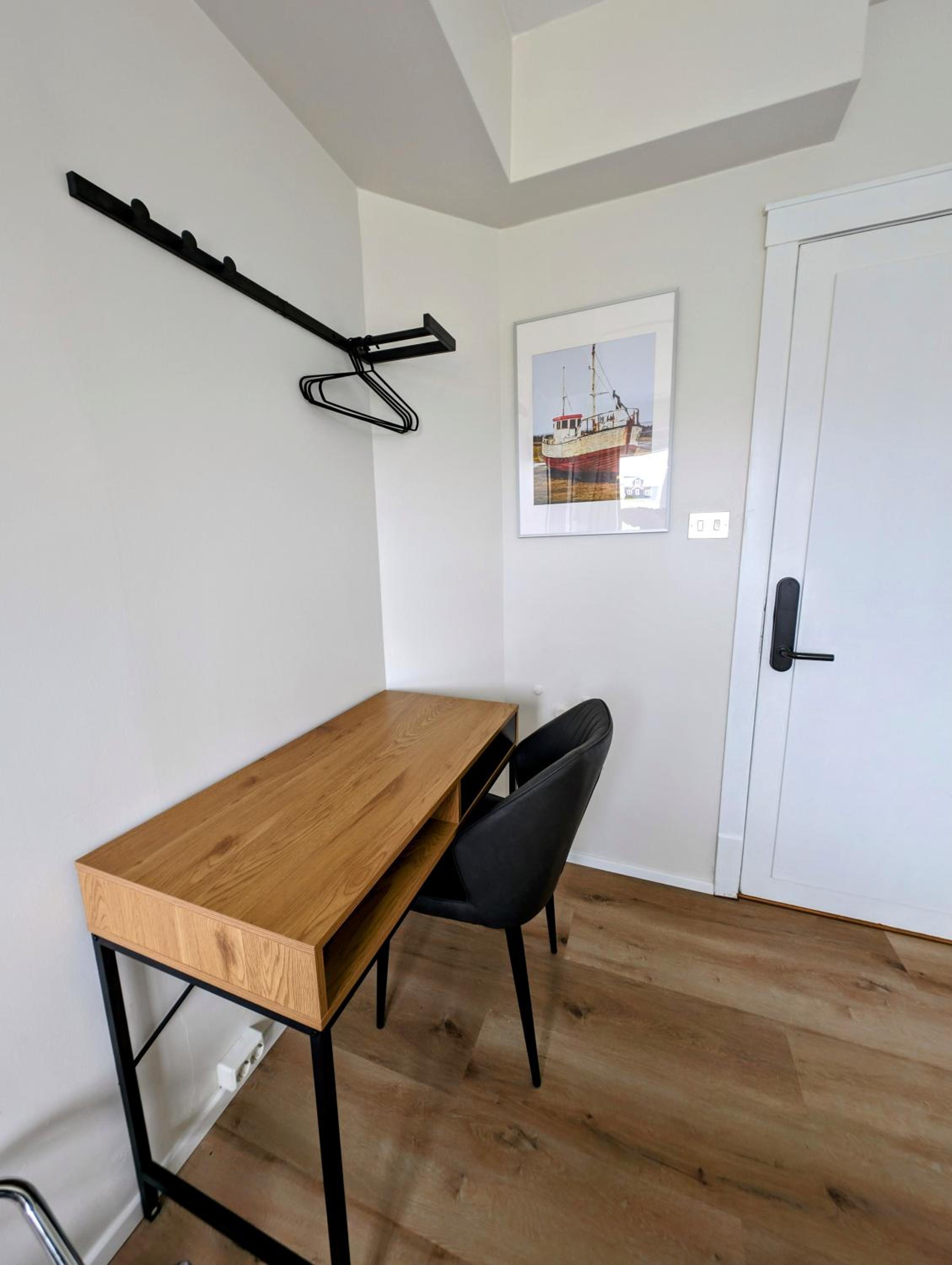 Small Double Room - Photo 1