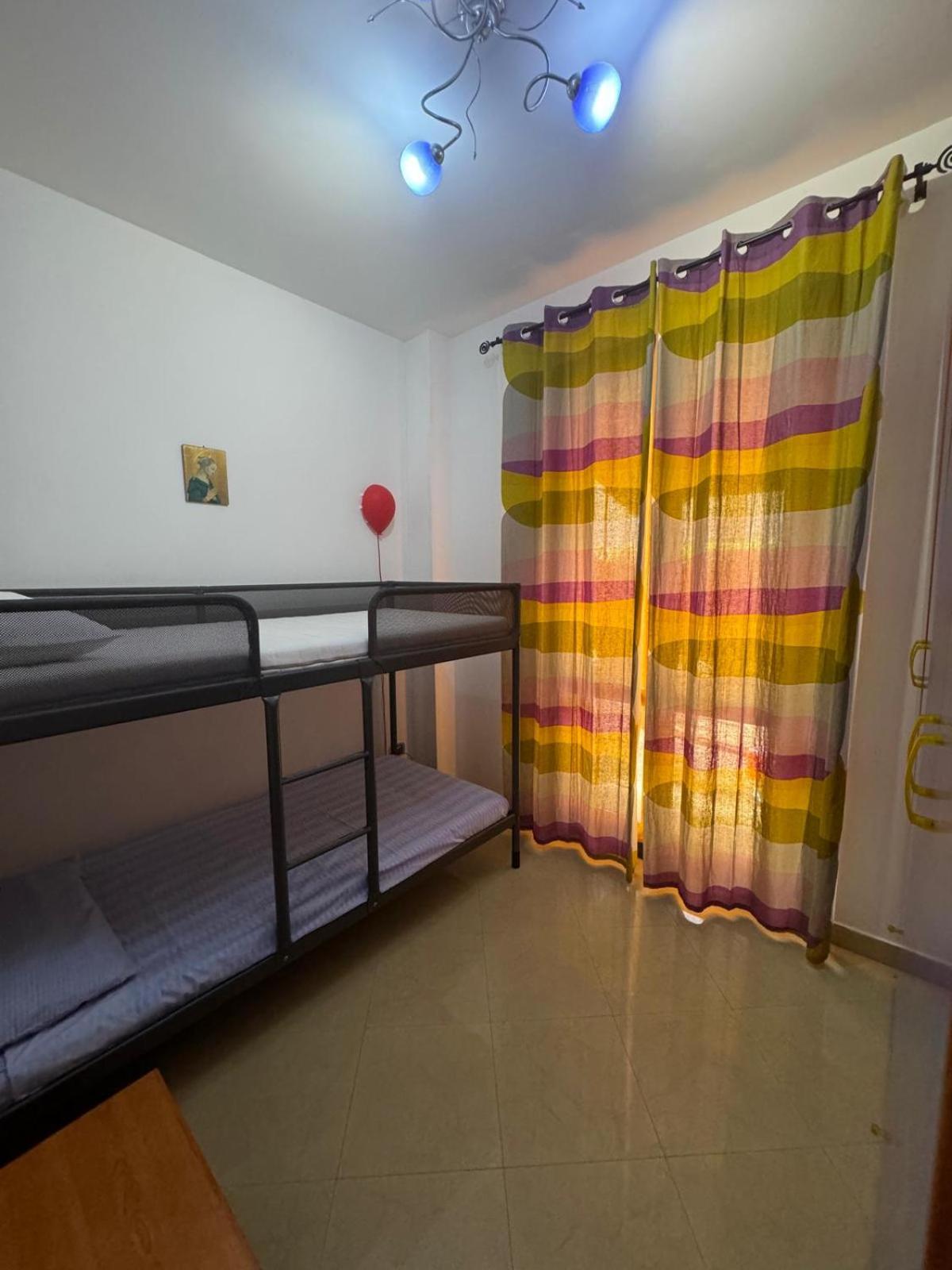One-Bedroom House photo 2