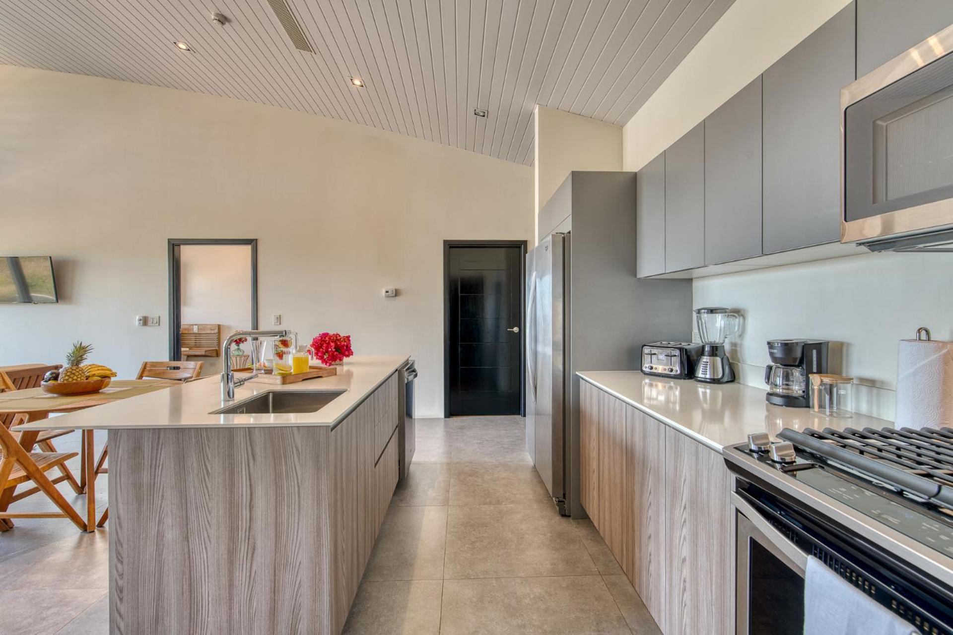 Two-Bedroom Deluxe Apartment with Balcony photo 1