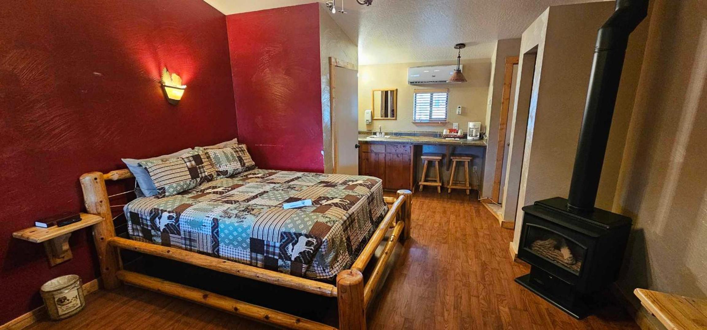 Deluxe Queen Room photo 2