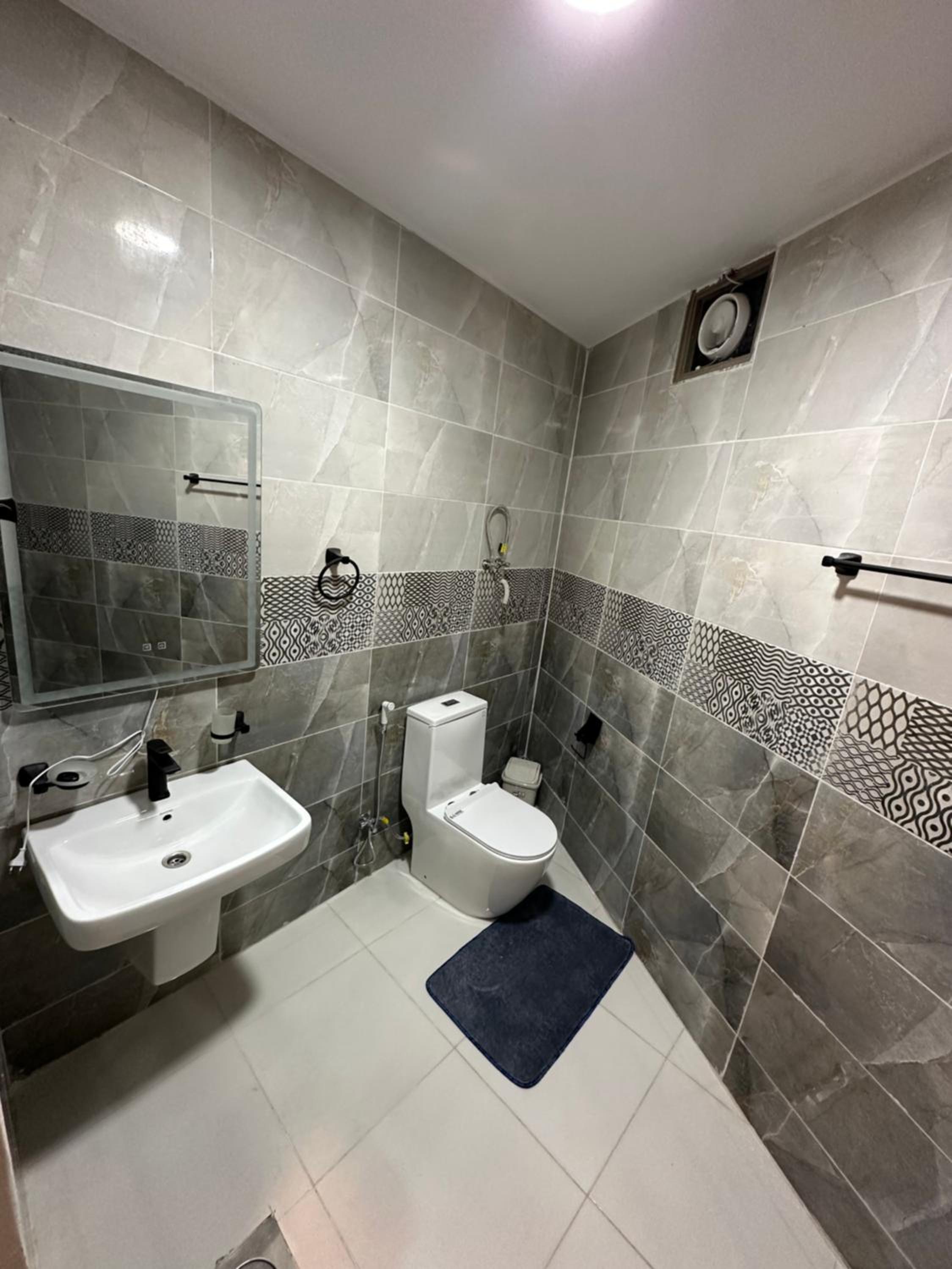 Double Room With Private Bathroom photo 3