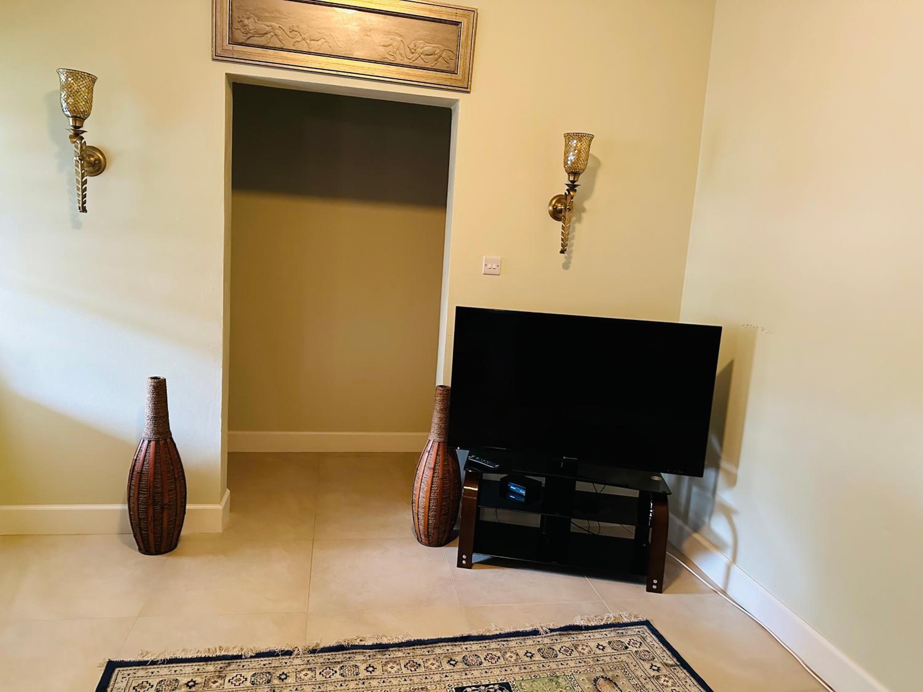Two-Bedroom Apartment photo 2