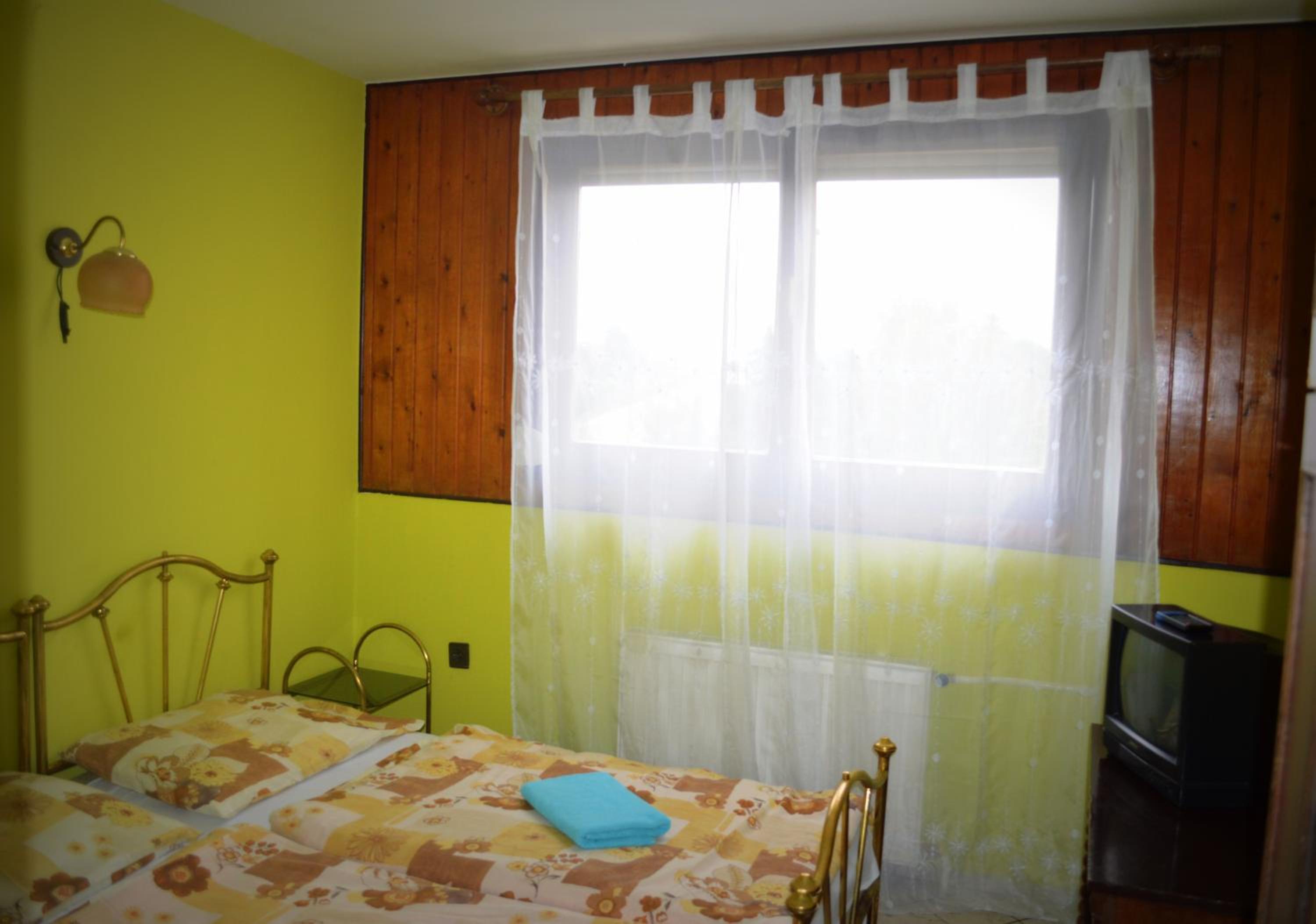 Double or Twin Room - Photo 3