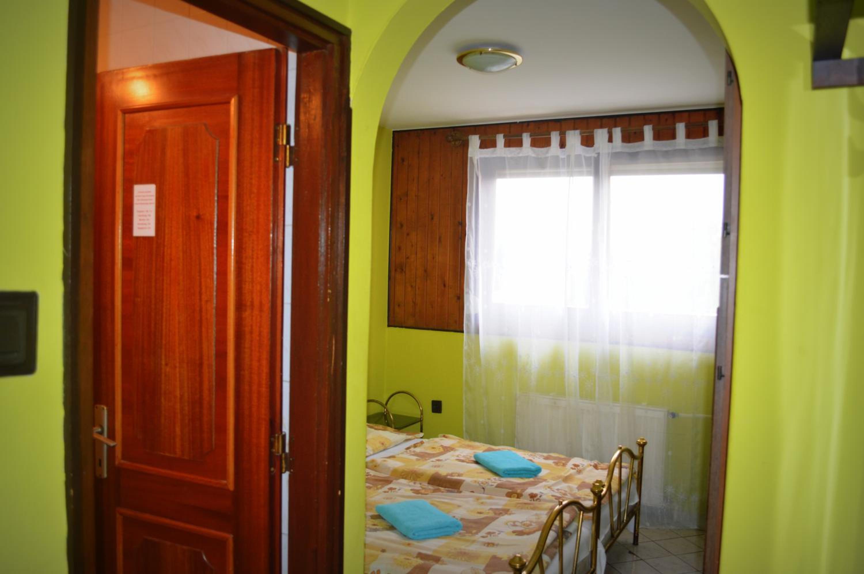 Double or Twin Room - Photo 2