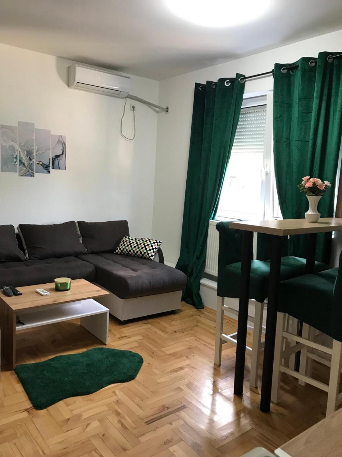 One-Bedroom Family Apartment photo 1