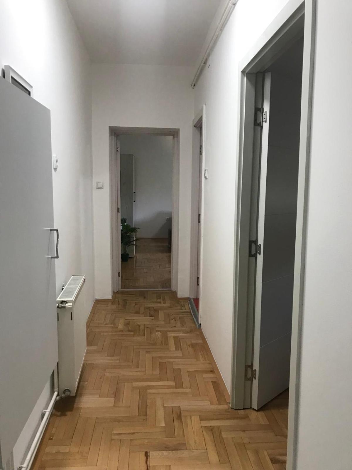 One-Bedroom Family Apartment photo 2