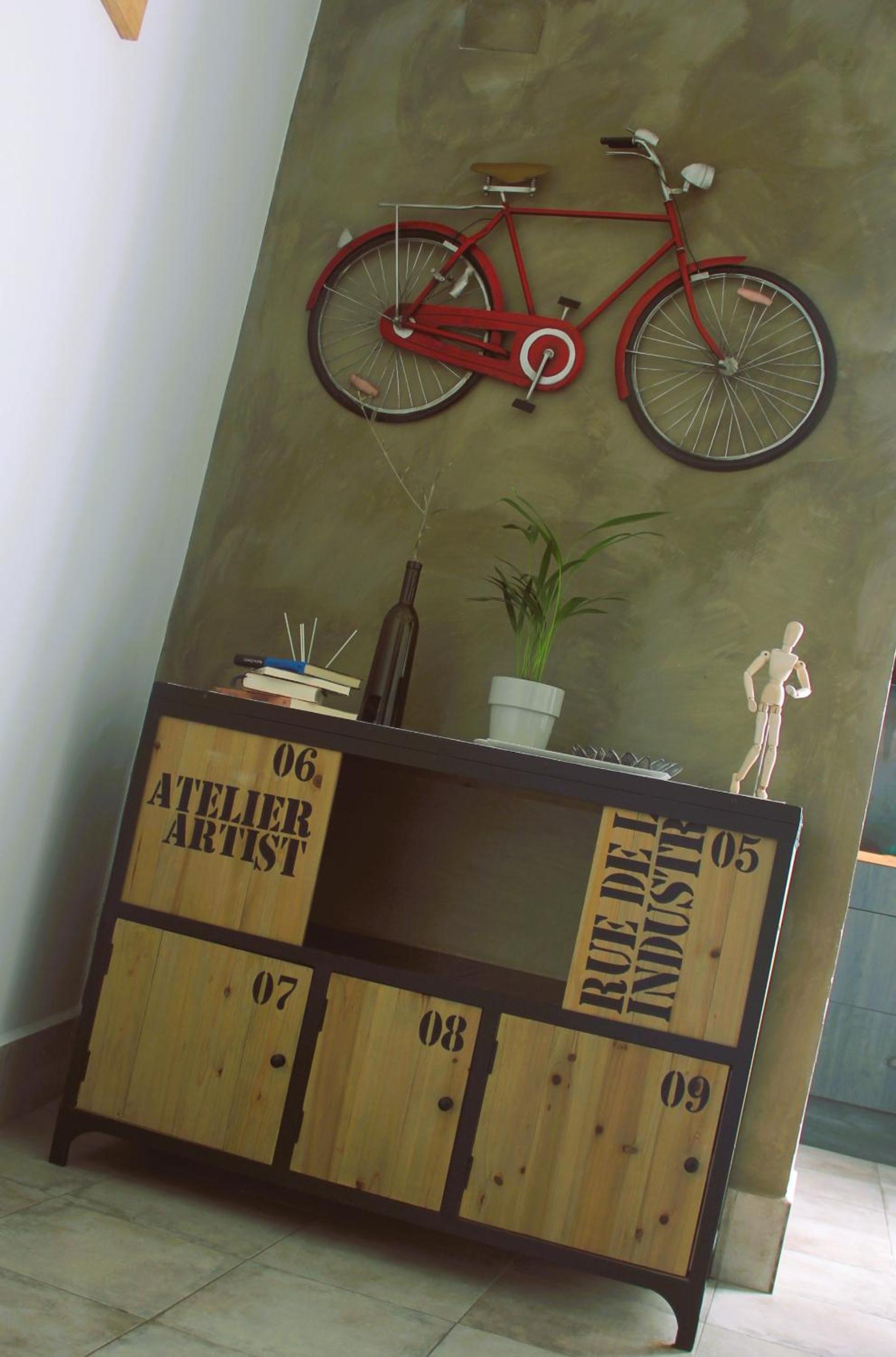 One-Bedroom Apartment - Photo 12