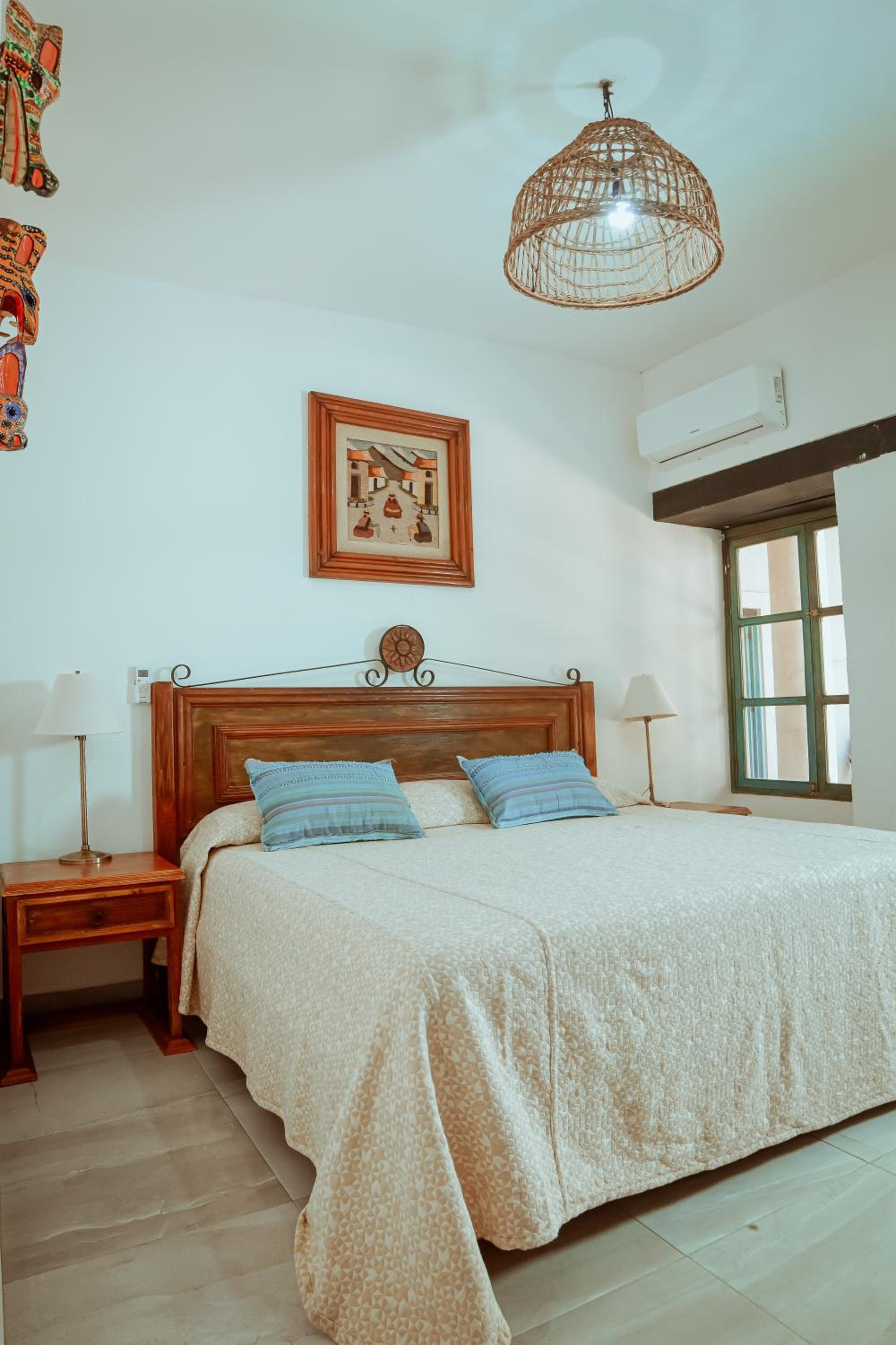 Standard King Room photo 3