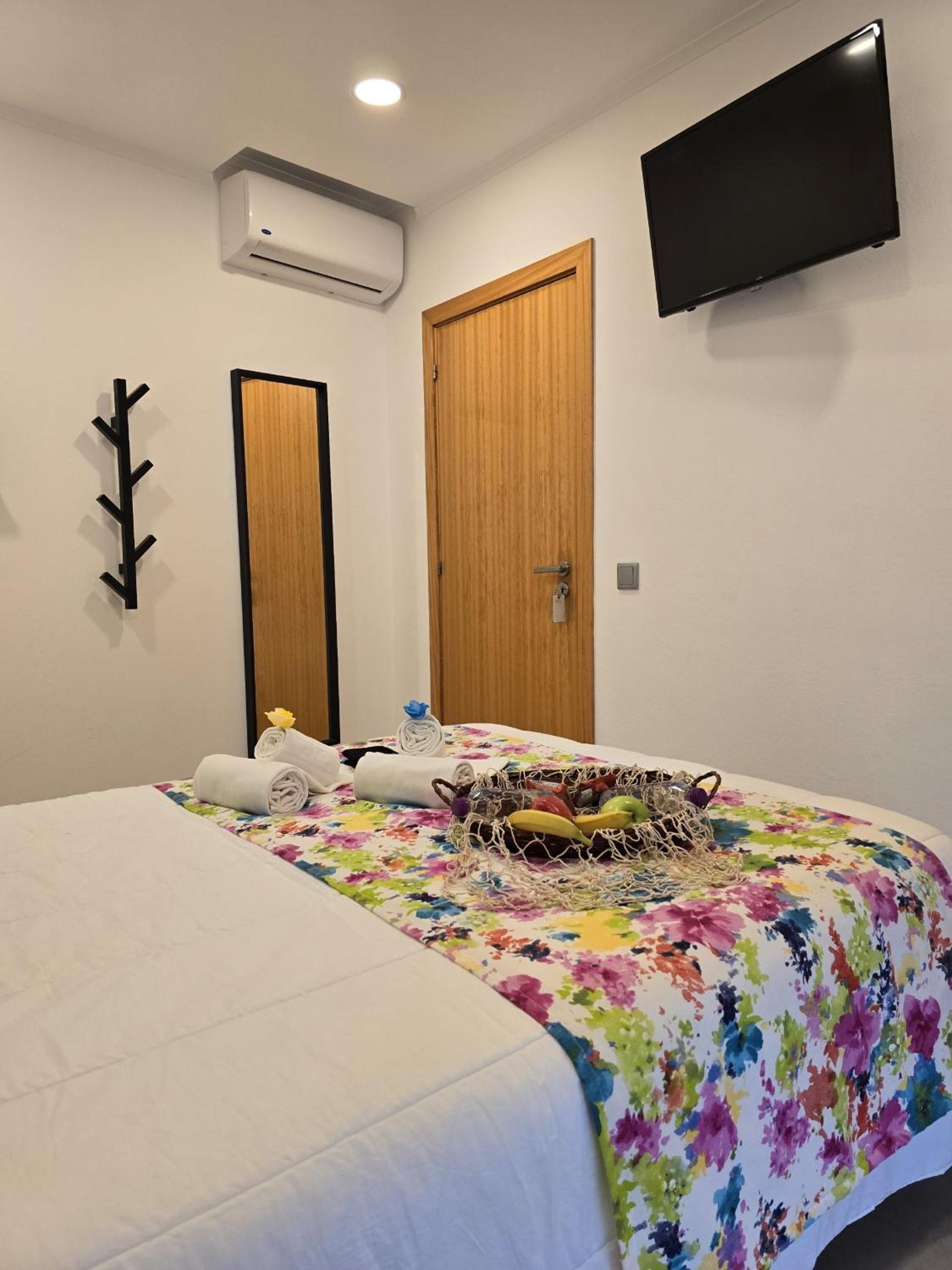 Double Room - Photo 5