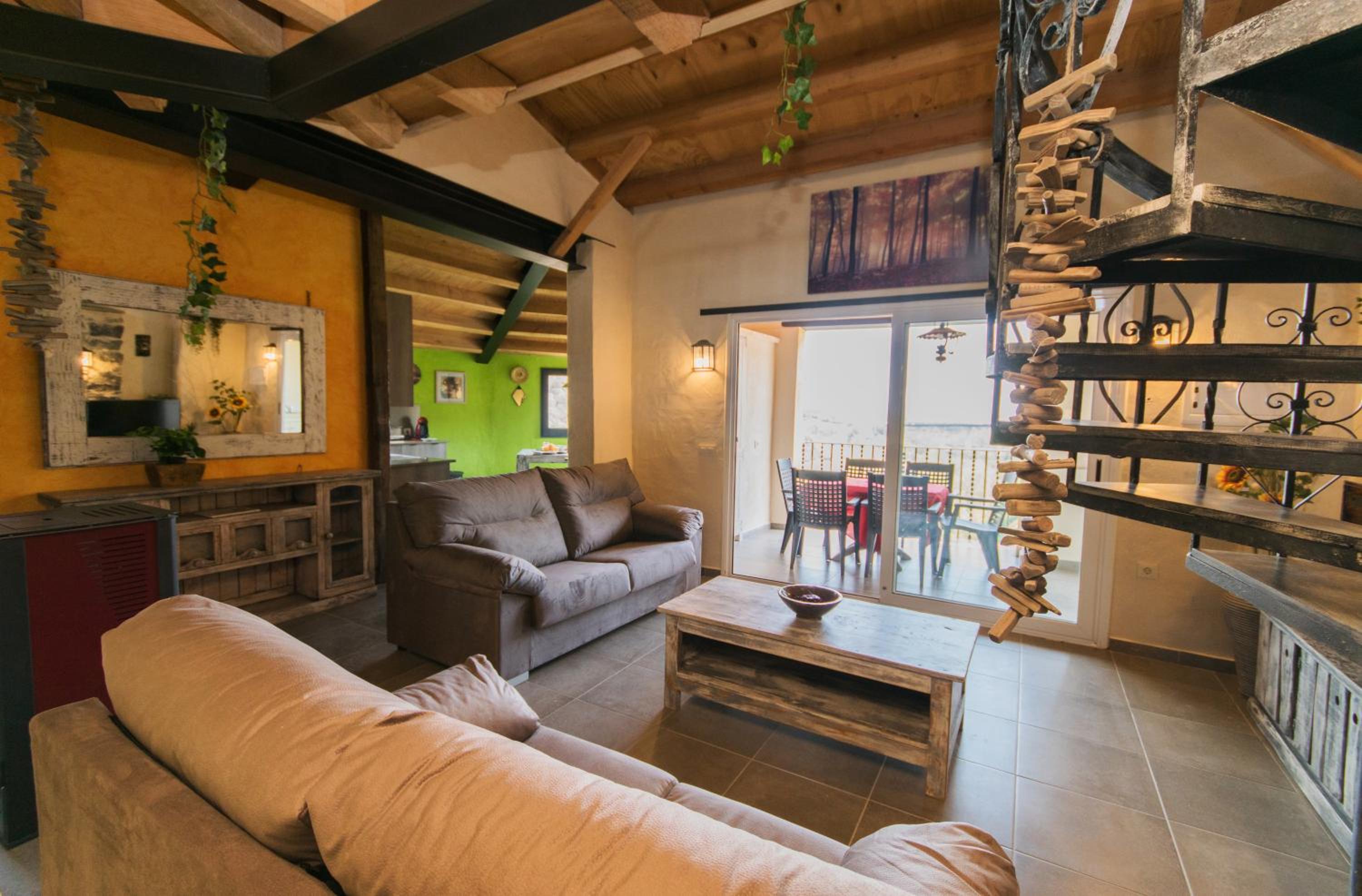 Apartamento de Dos Habitaciones con Vista a la Montaña