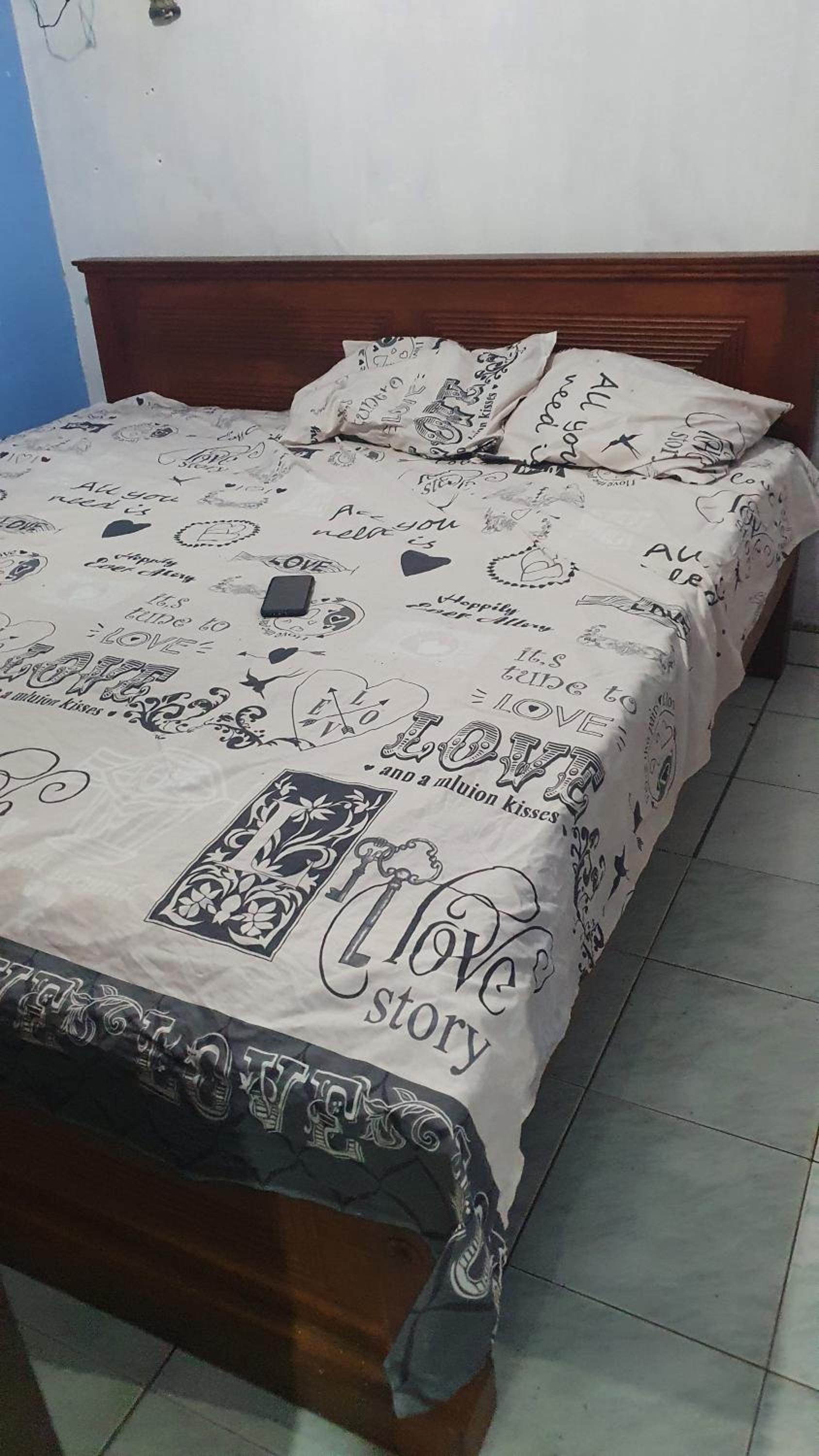 One-Bedroom House