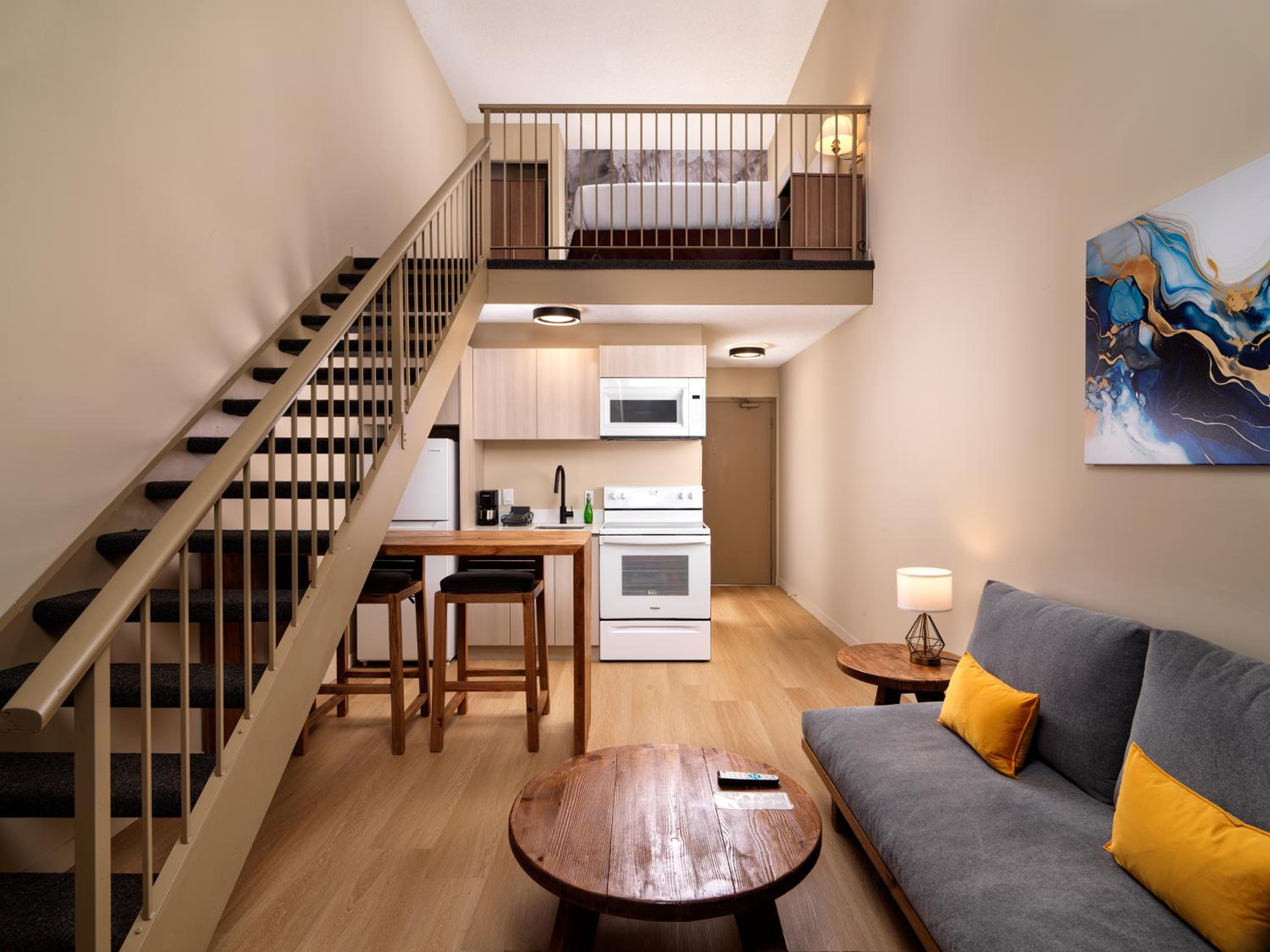 Superior Studio Suite - Photo 3