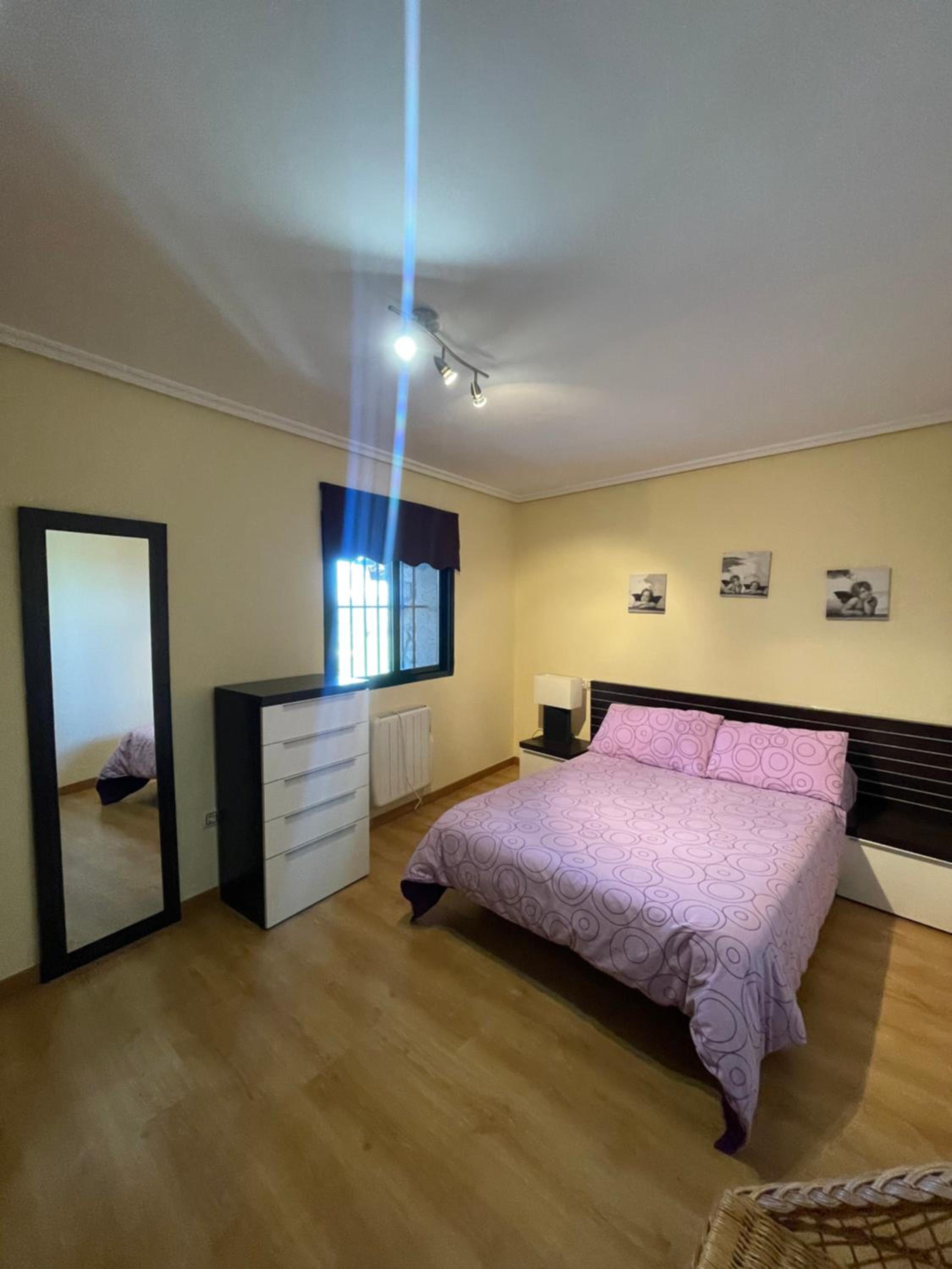 Three-Bedroom House photo 2