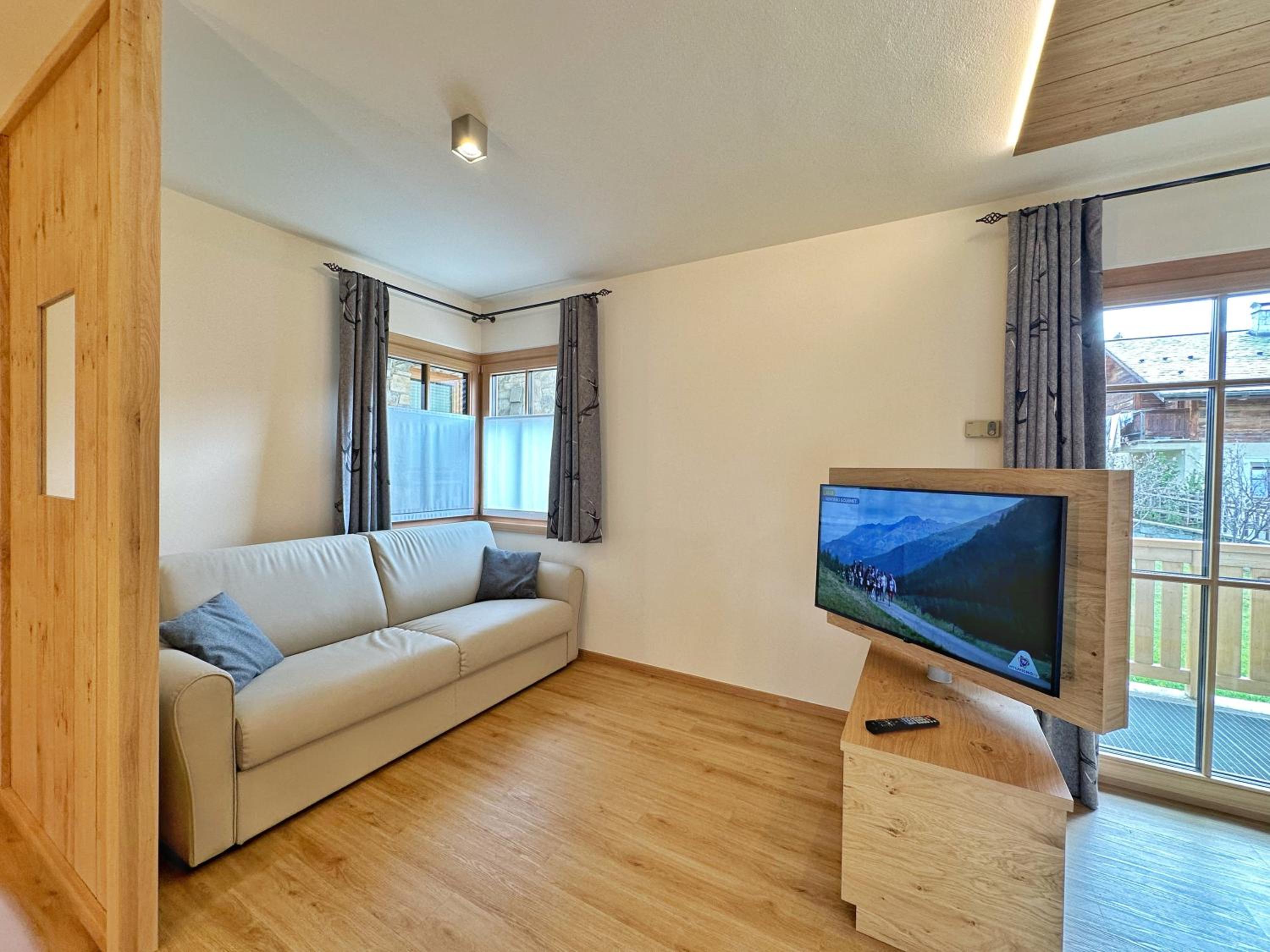 Superior One-Bedroom Apartment With Balcony