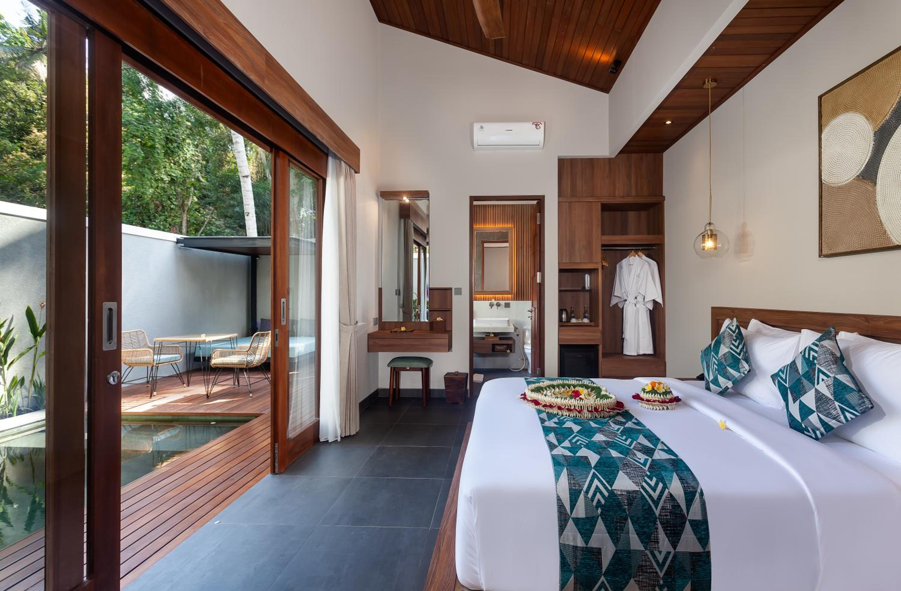 Deluxe Villa with Free Daily Afternoon Tea  - Photo 1