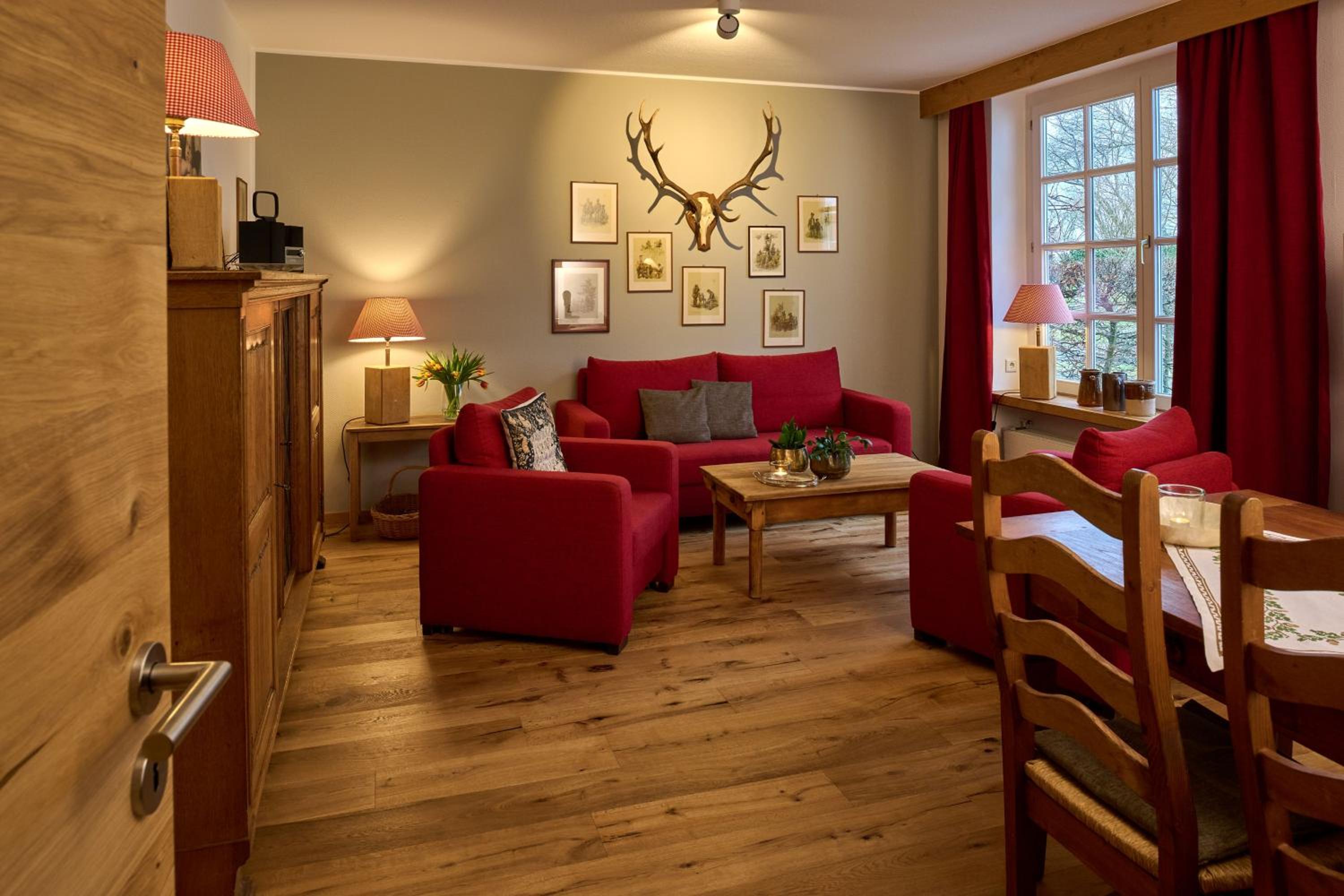 One-Bedroom Apartment with Garden