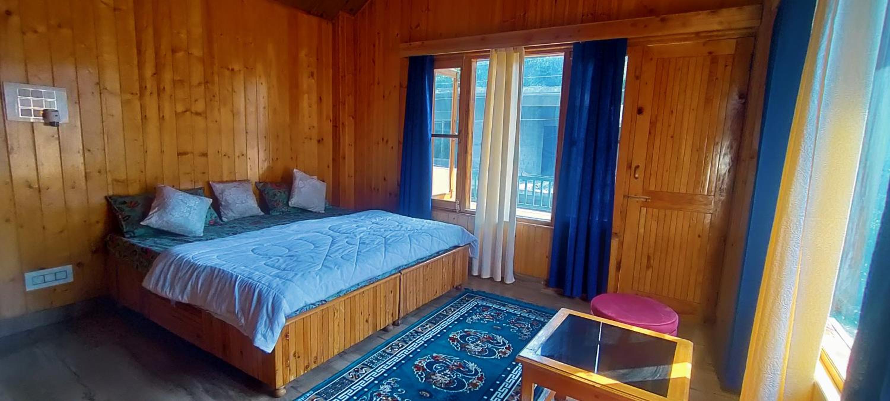 Double Room With Balcony photo 3