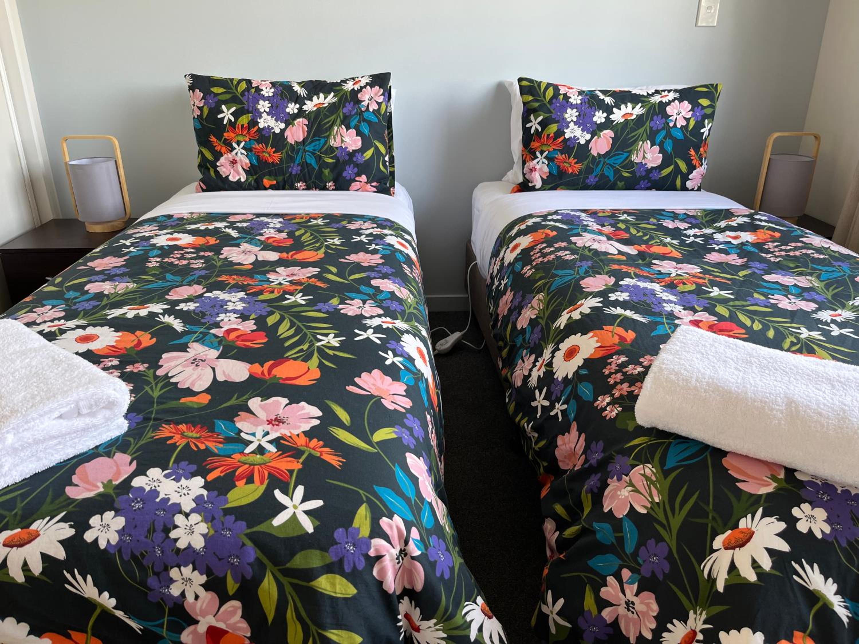 Two-Bedroom Apartment - Photo 7