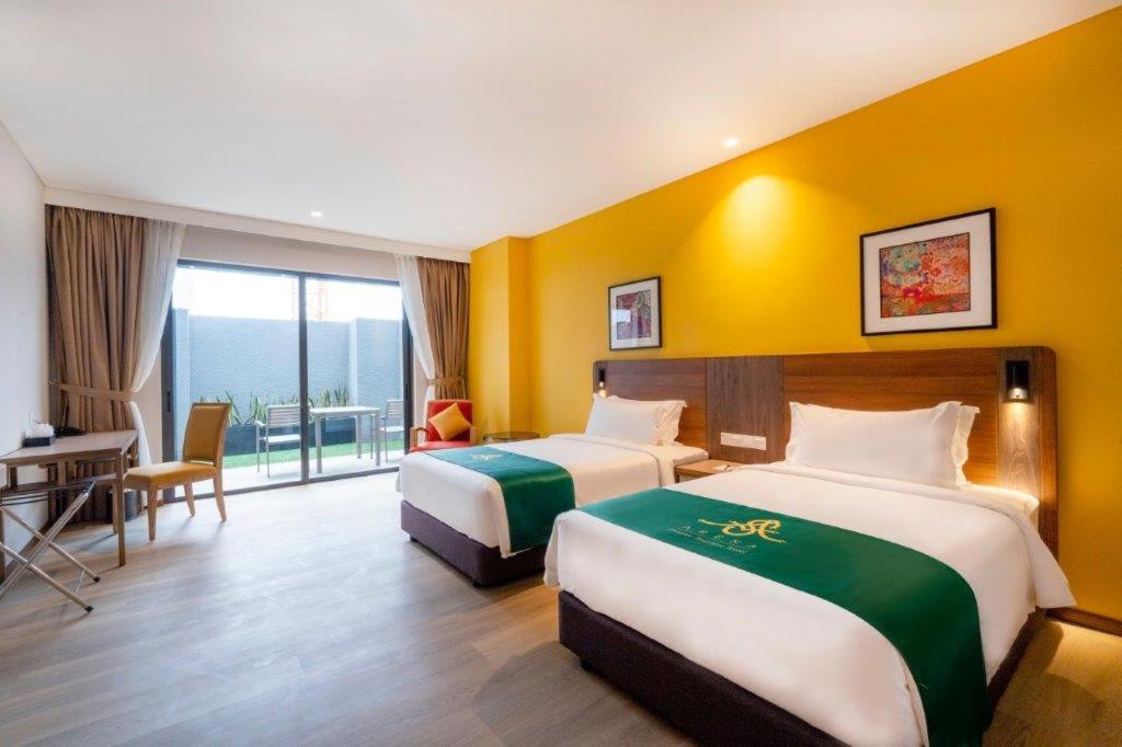 Superior Twin Room with Garden View photo 2