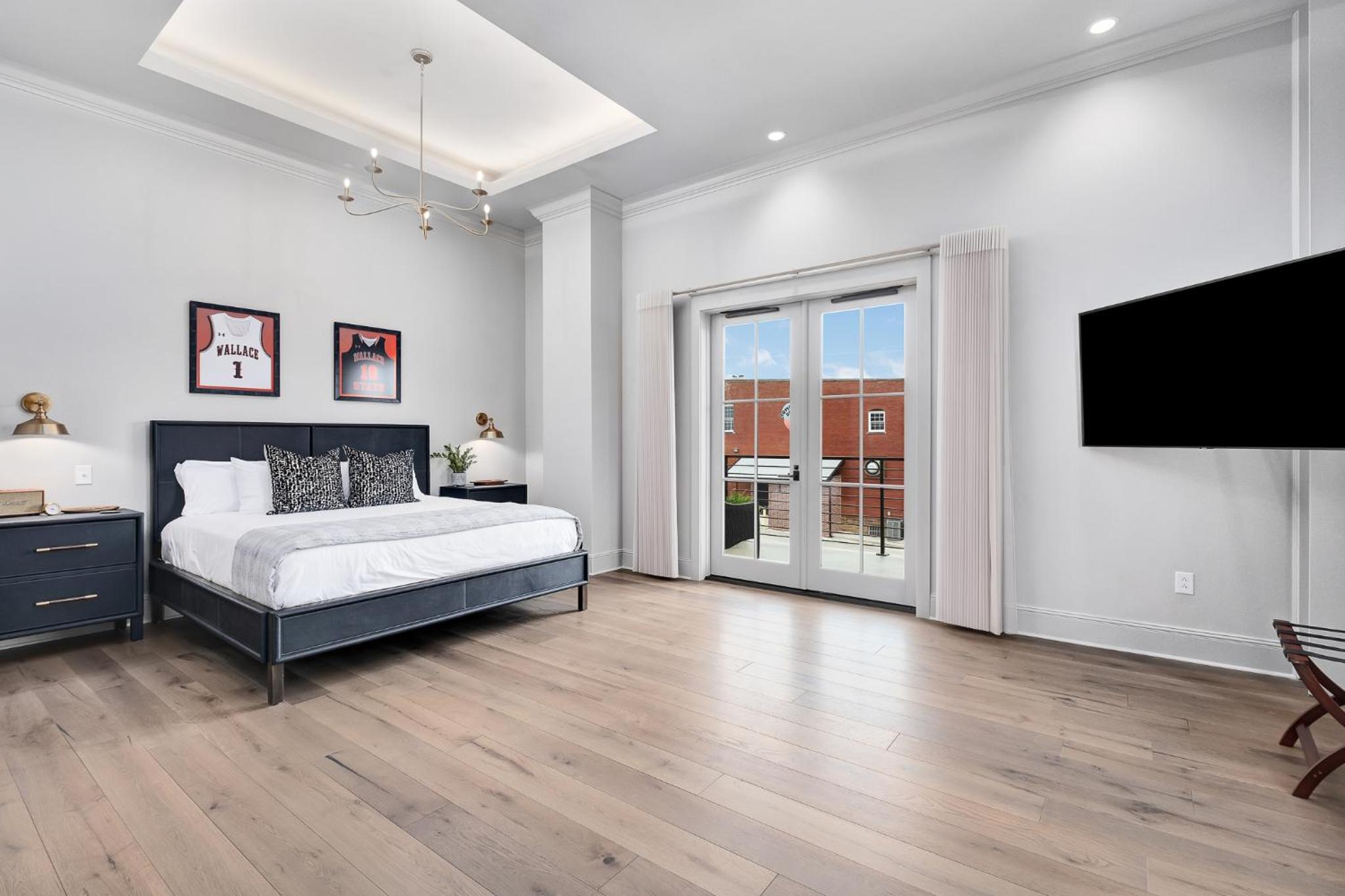 King Suite with Balcony