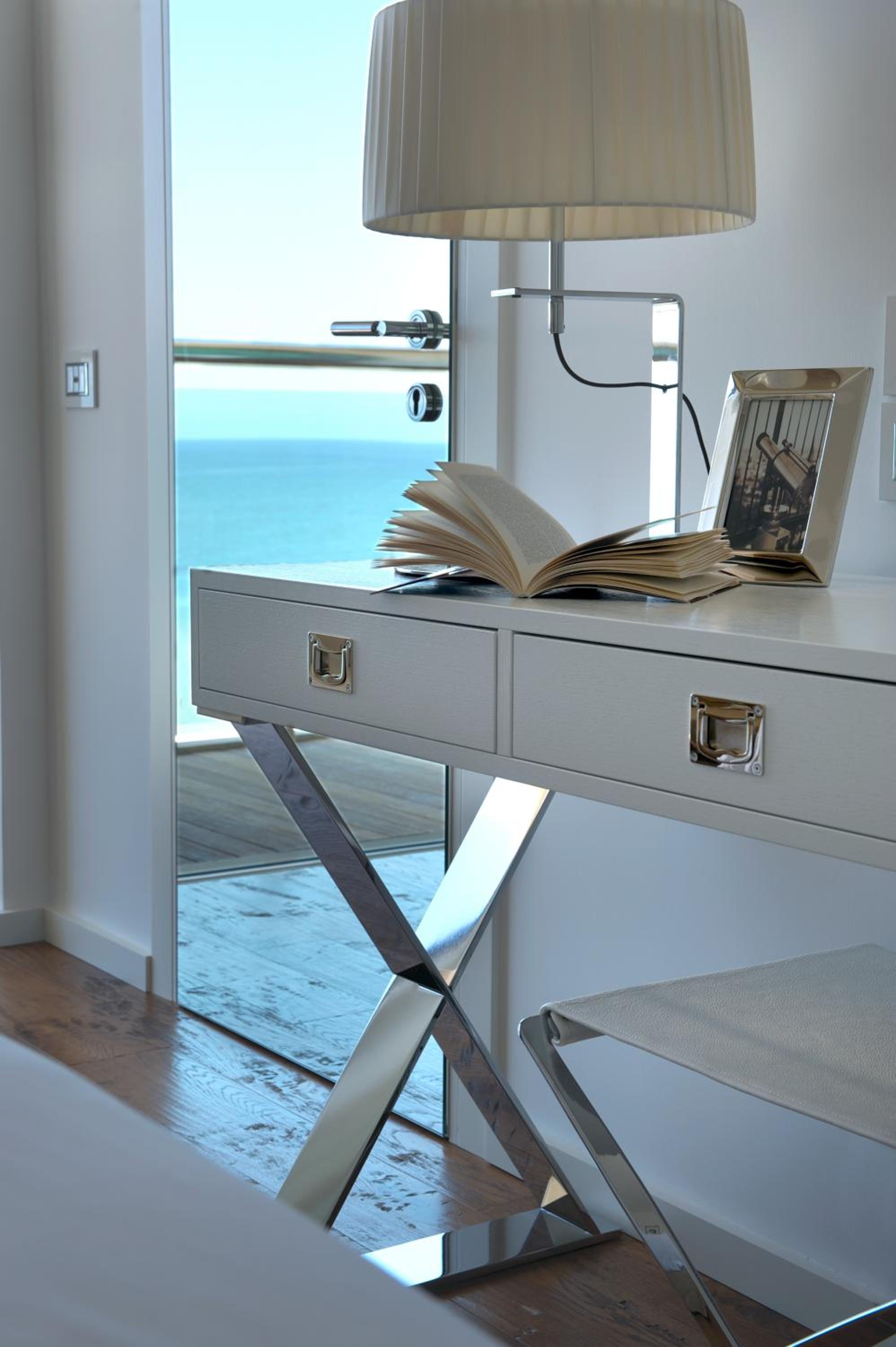 Deluxe Double Room with Sea View - Photo 2