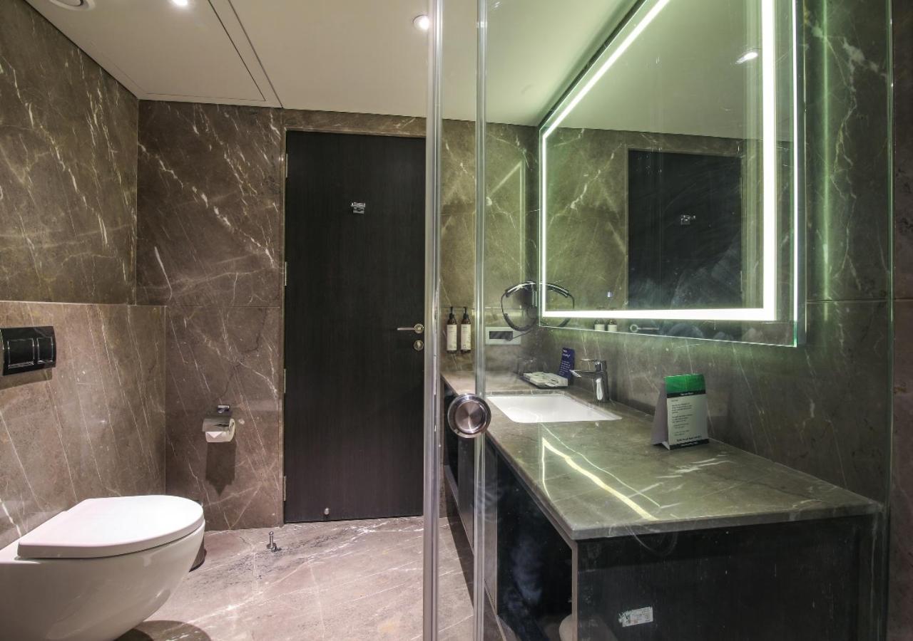 Deluxe Twin Room with 15% discount on Laundry Services - Photo 3