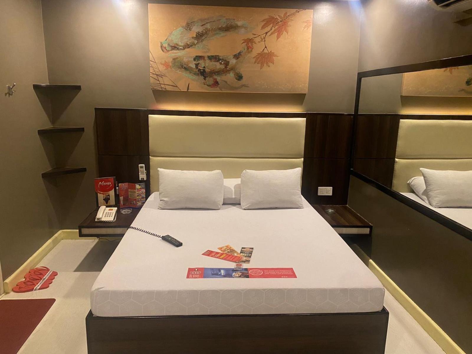 Executive Room - Photo 2