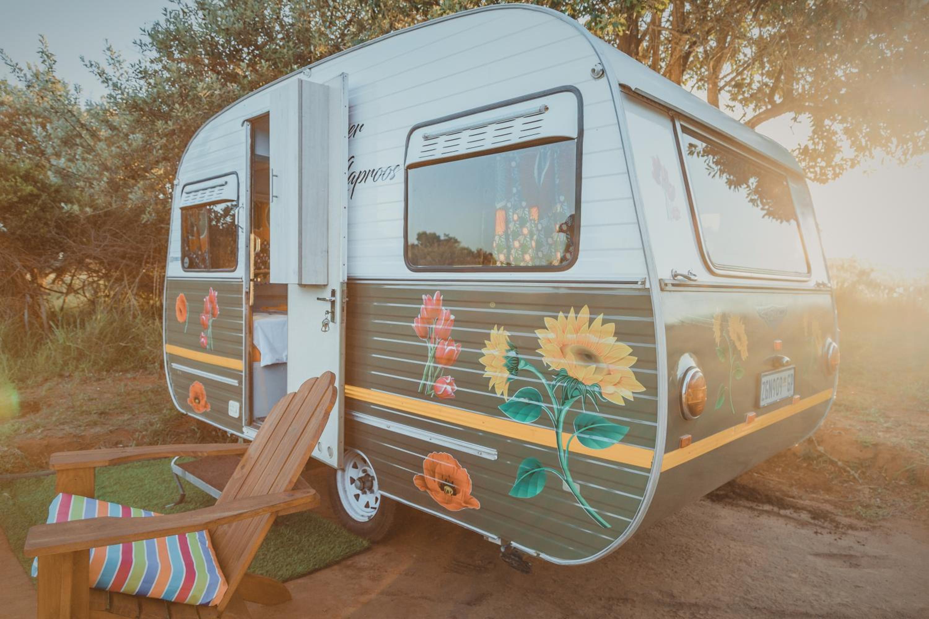 Standard Mobile Home  - Photo 2
