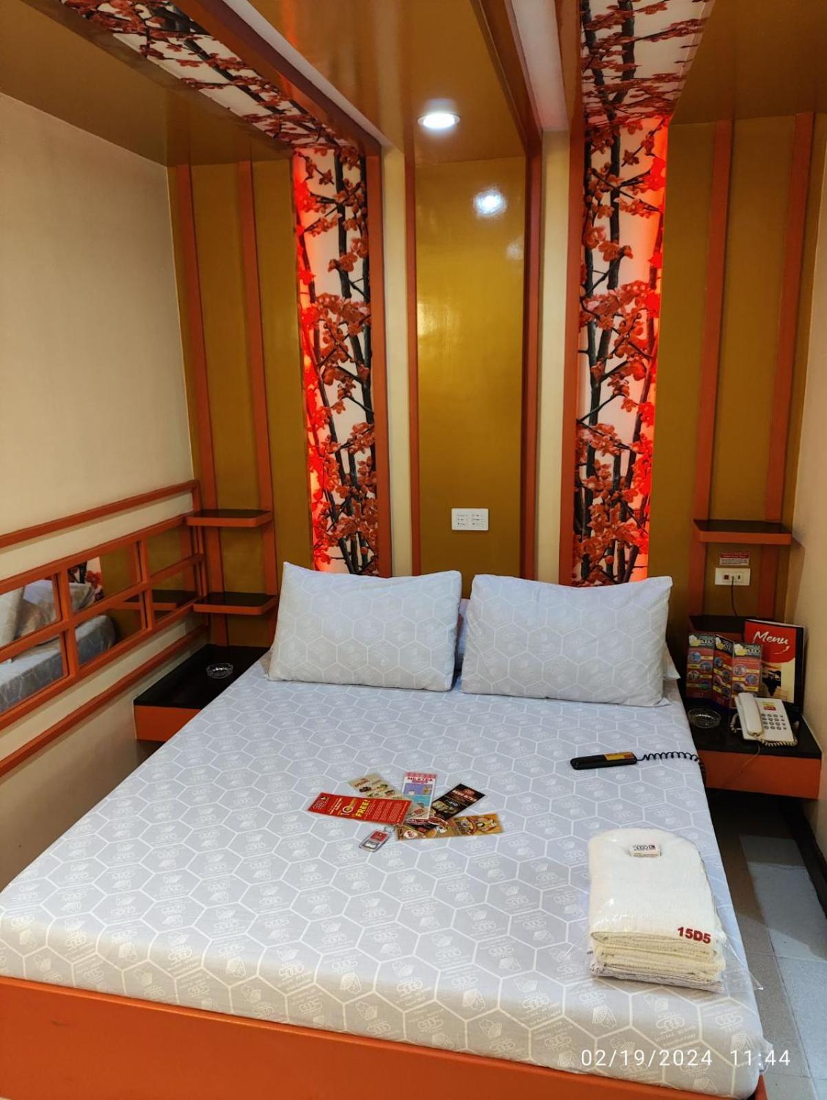 Executive Room