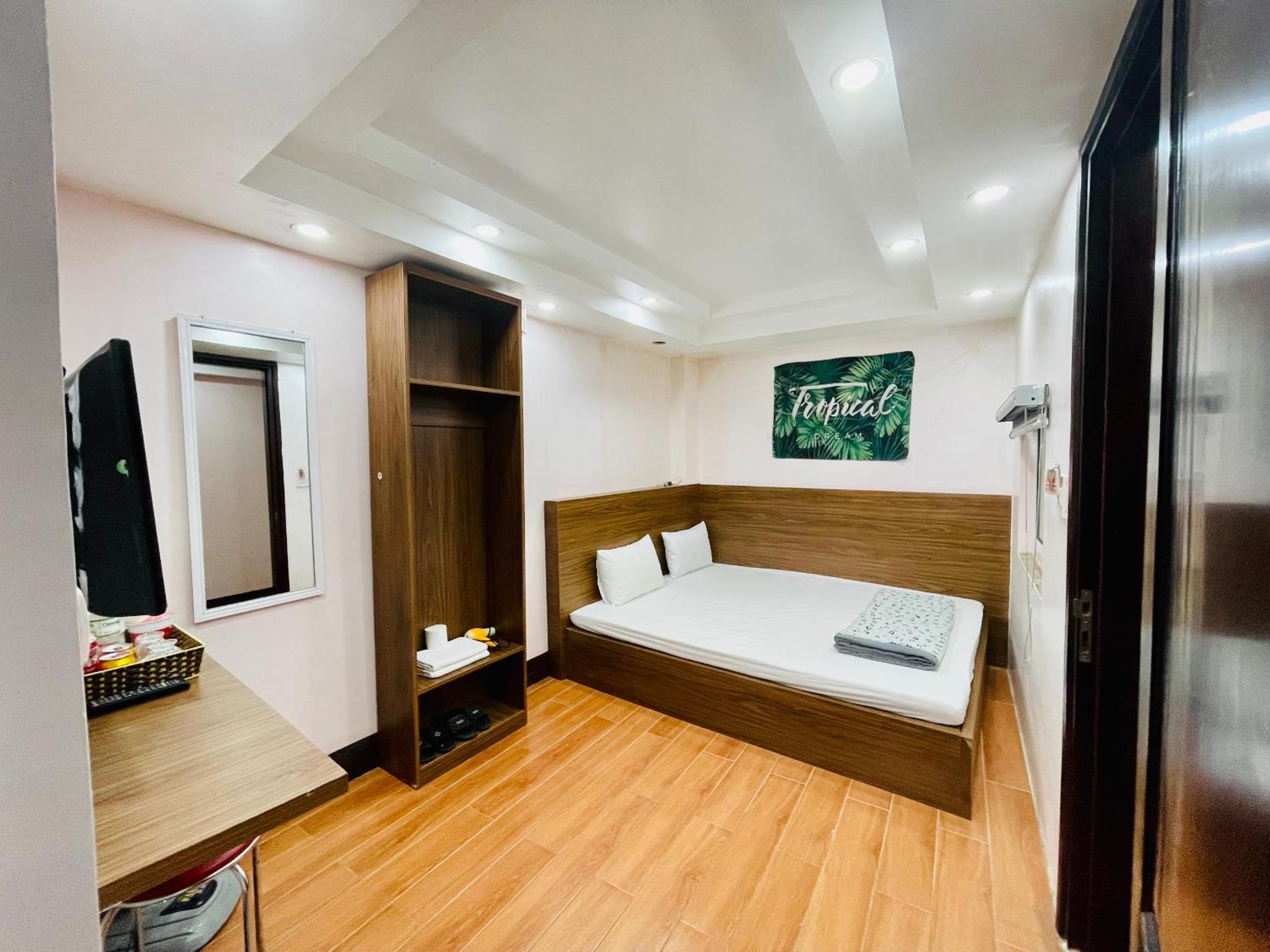 Double Room - Photo 3