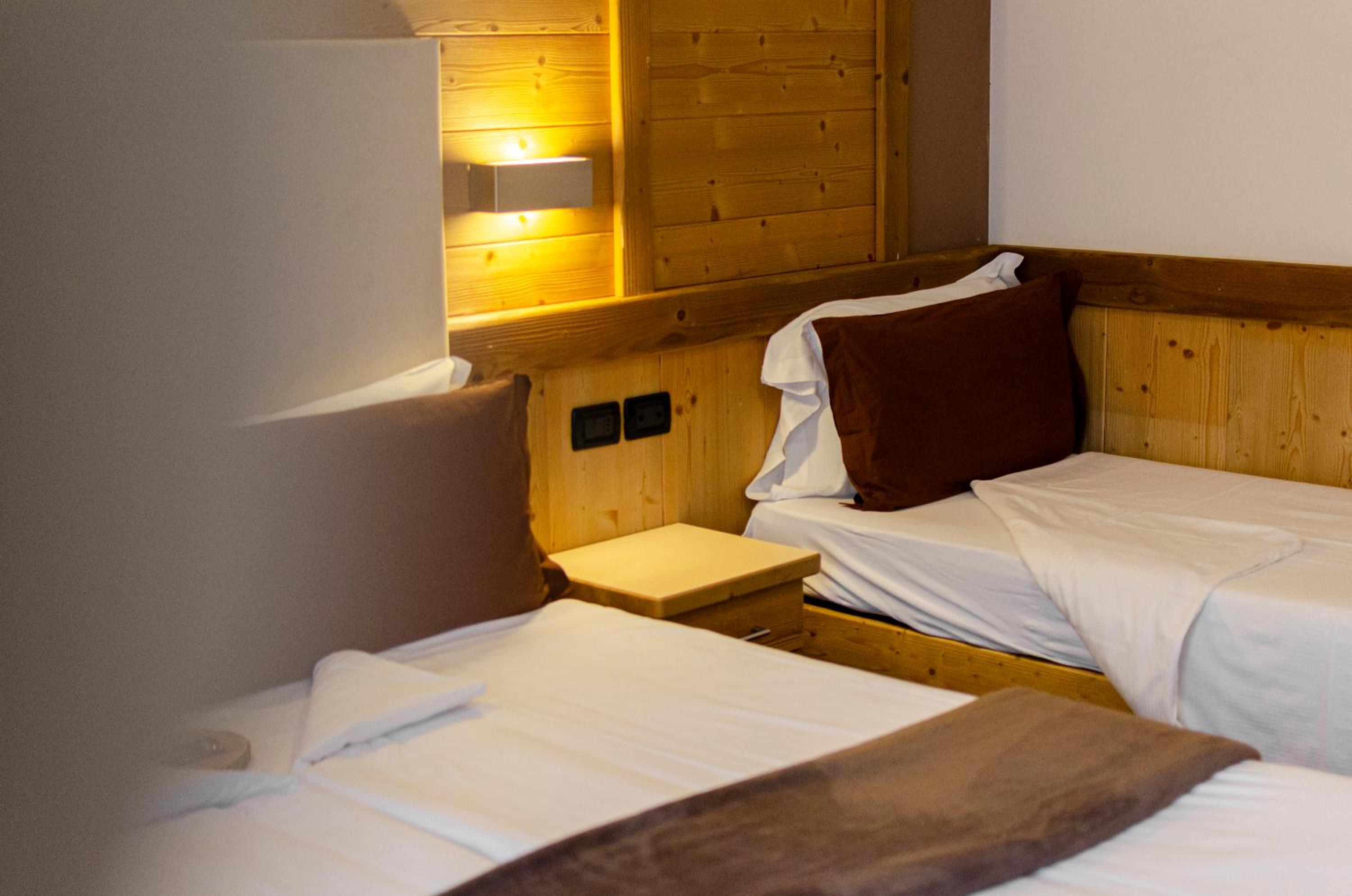 Classic Large Double Room - Photo 3
