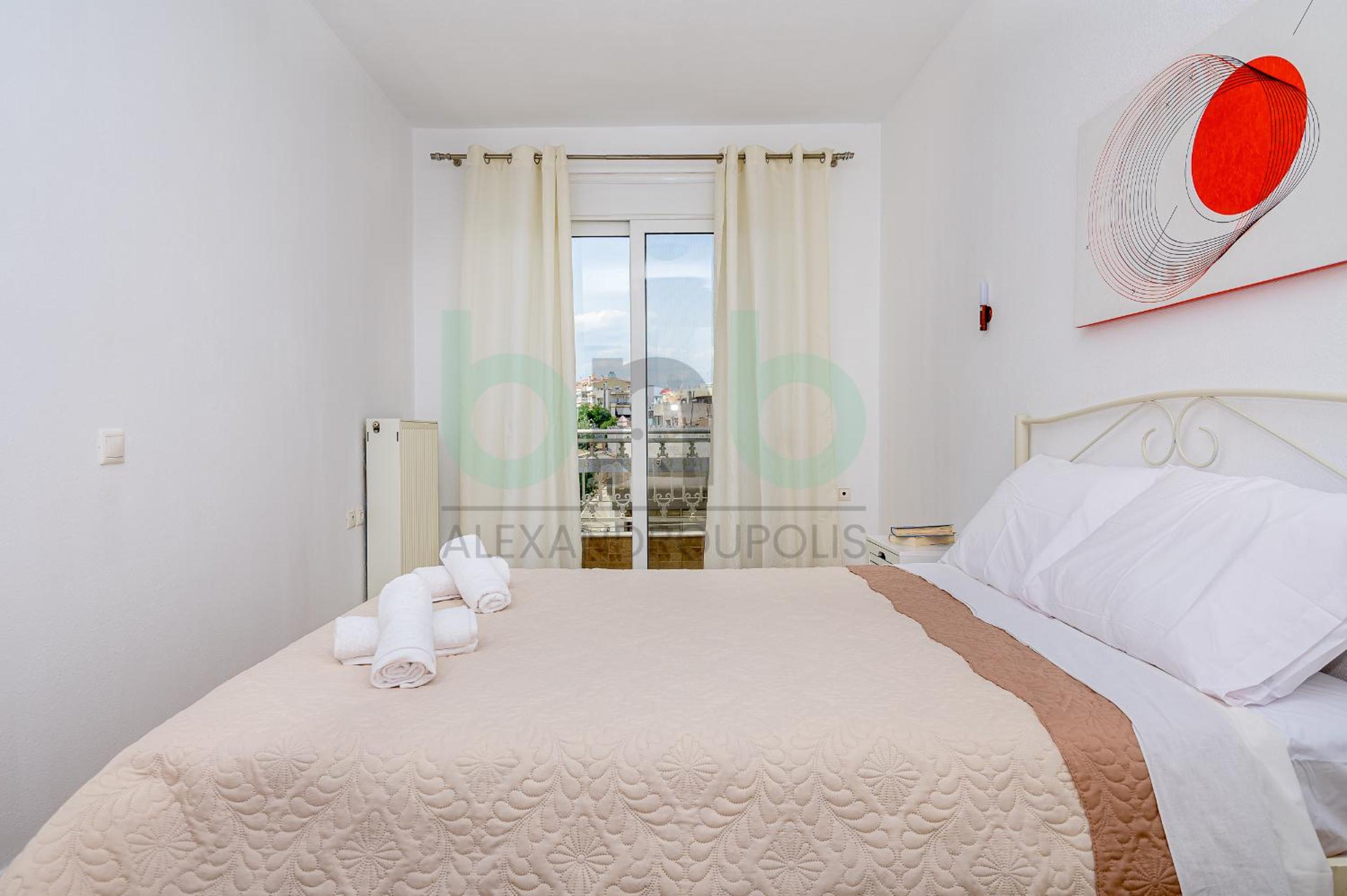 Three-Bedroom Deluxe Apartment
