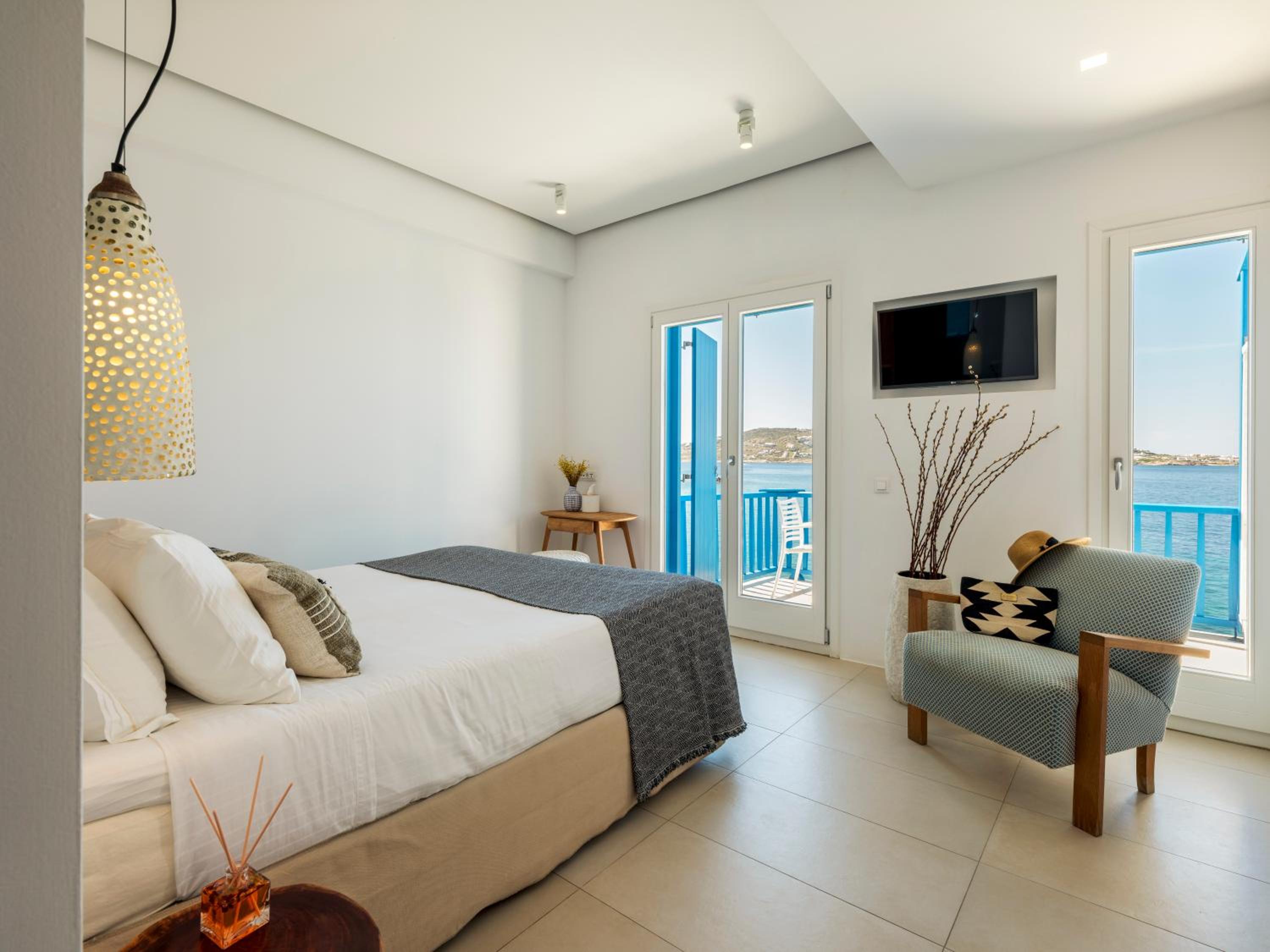  Honeymoon Suite with Sea View 