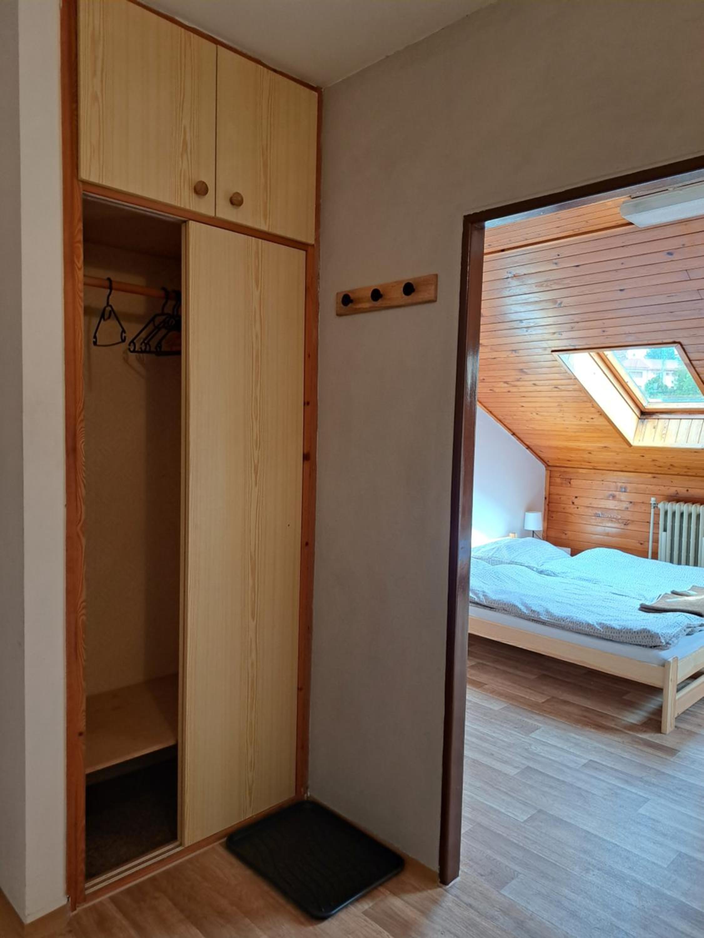 Quadruple Room with Private Bathroom photo 3