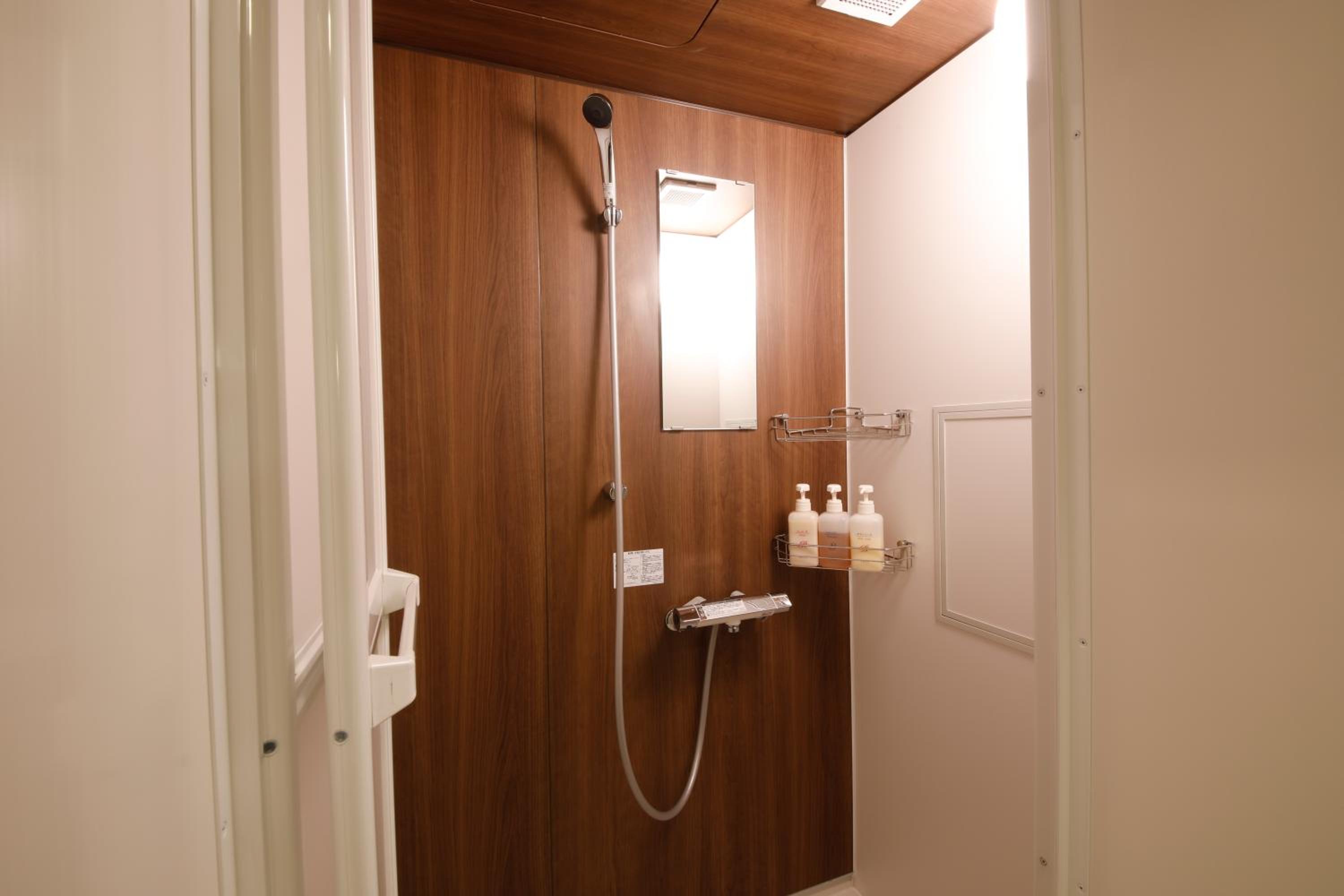 Standard Twin Room photo 2