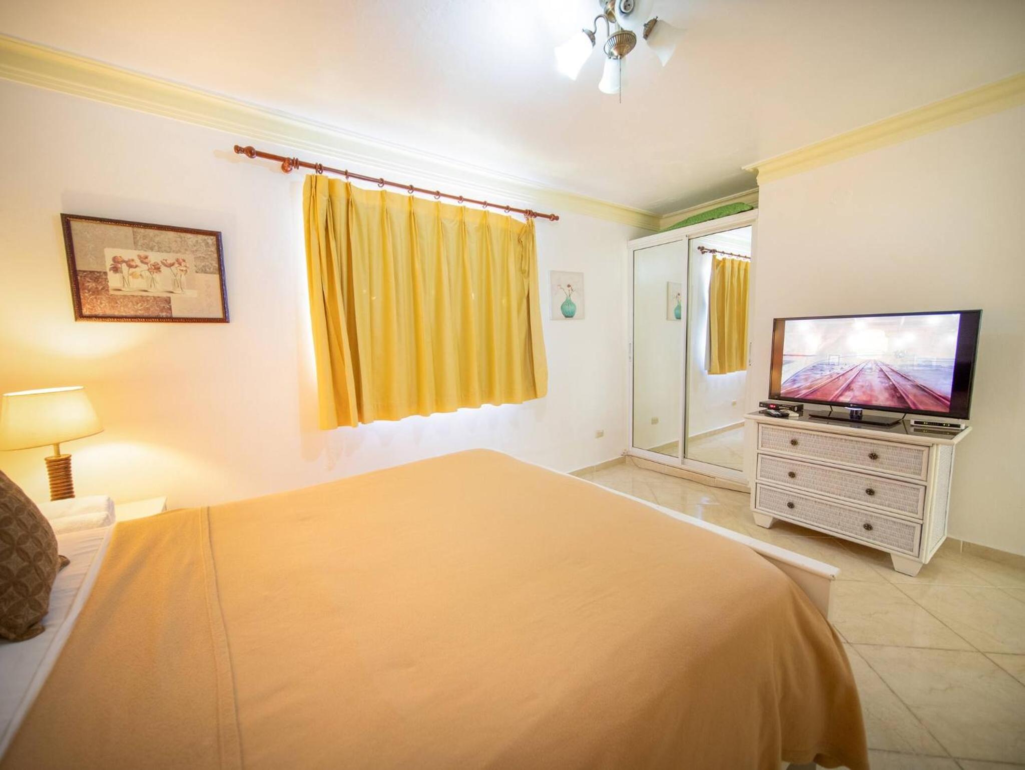 Apartment photo 3