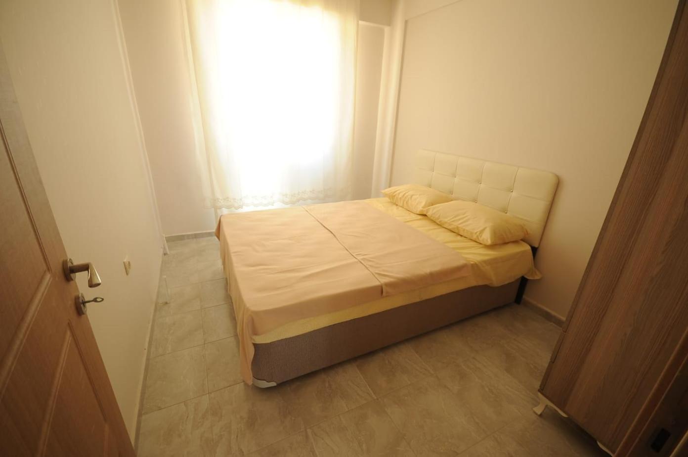 One-Bedroom House photo 2