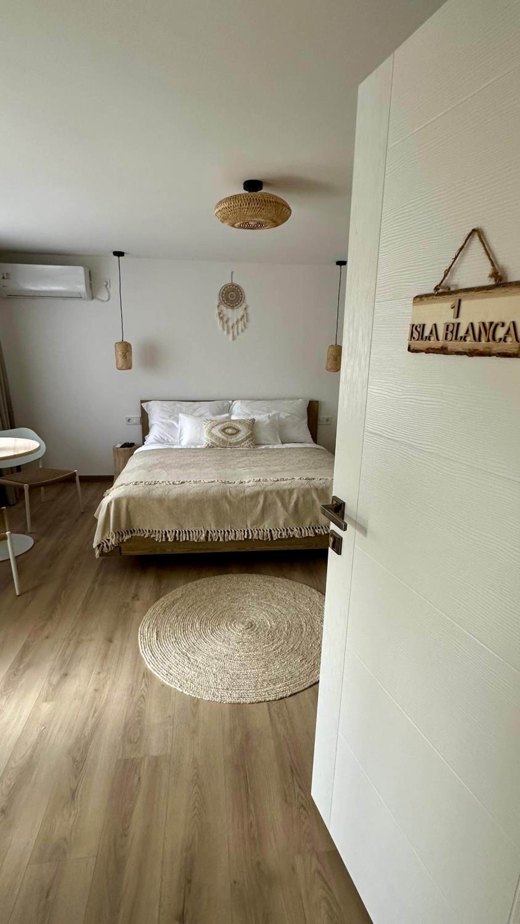 One-Bedroom Apartment with Garden