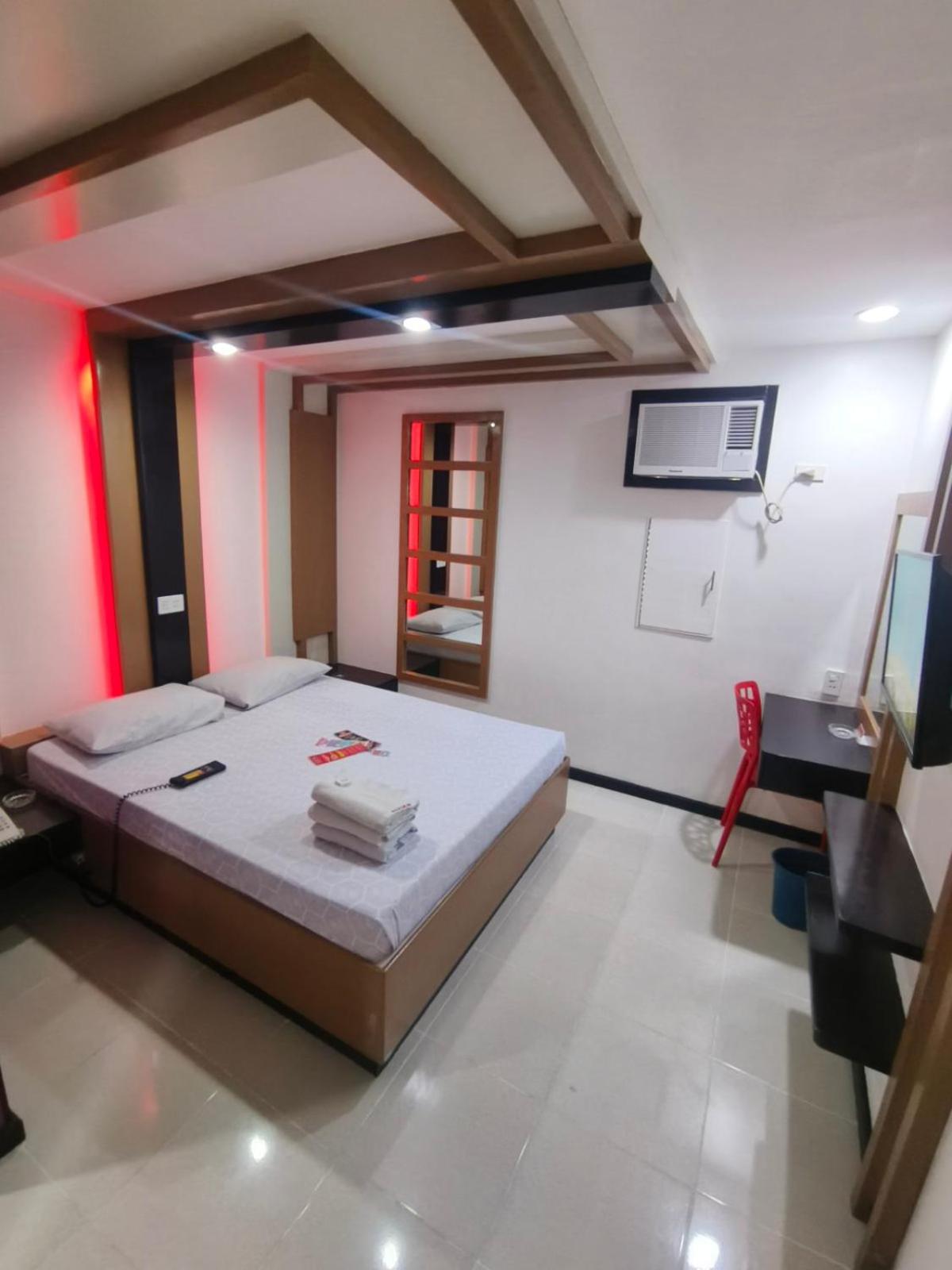 Deluxe Room - Photo 1
