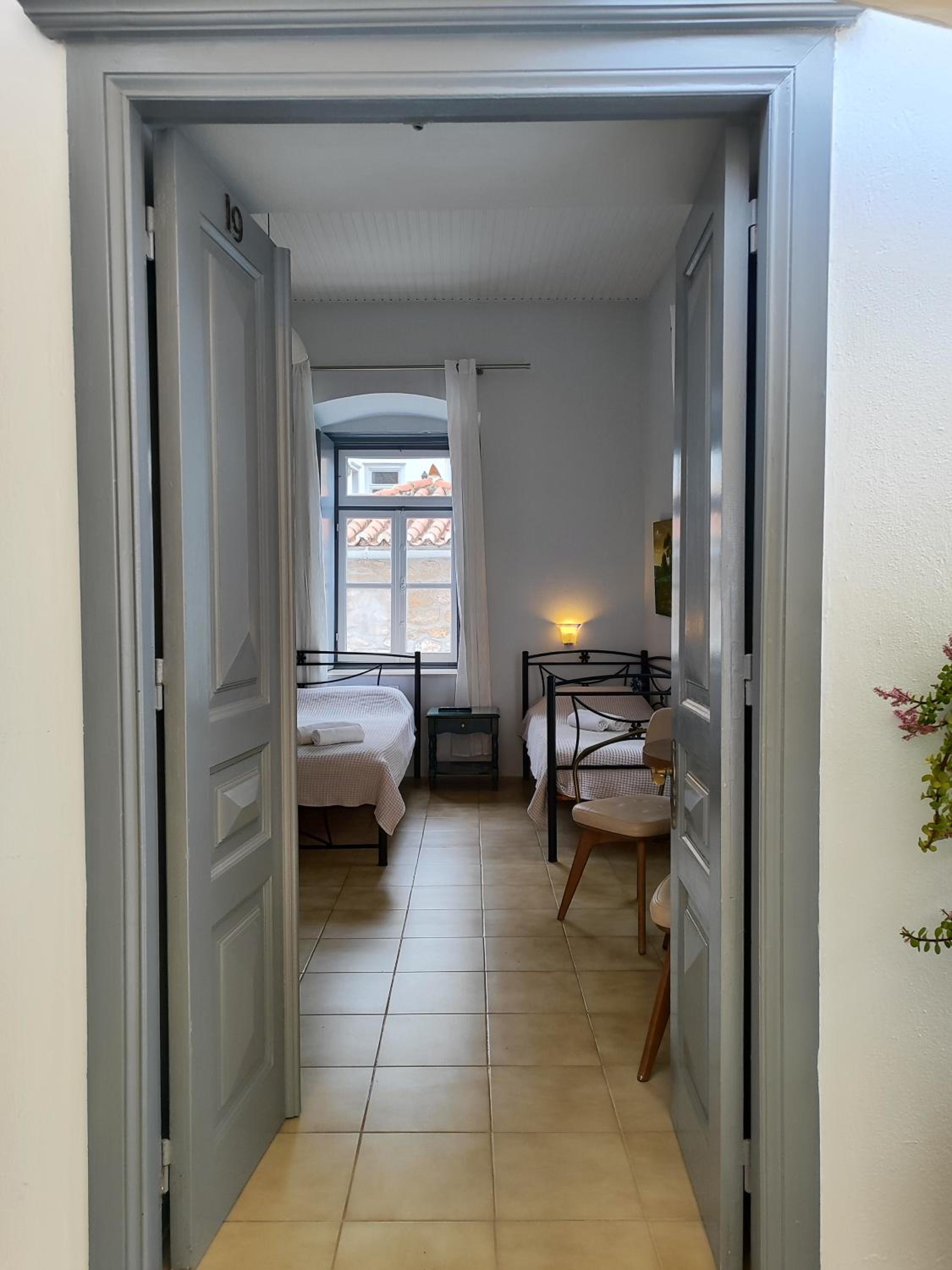 Triple Room with Garden View