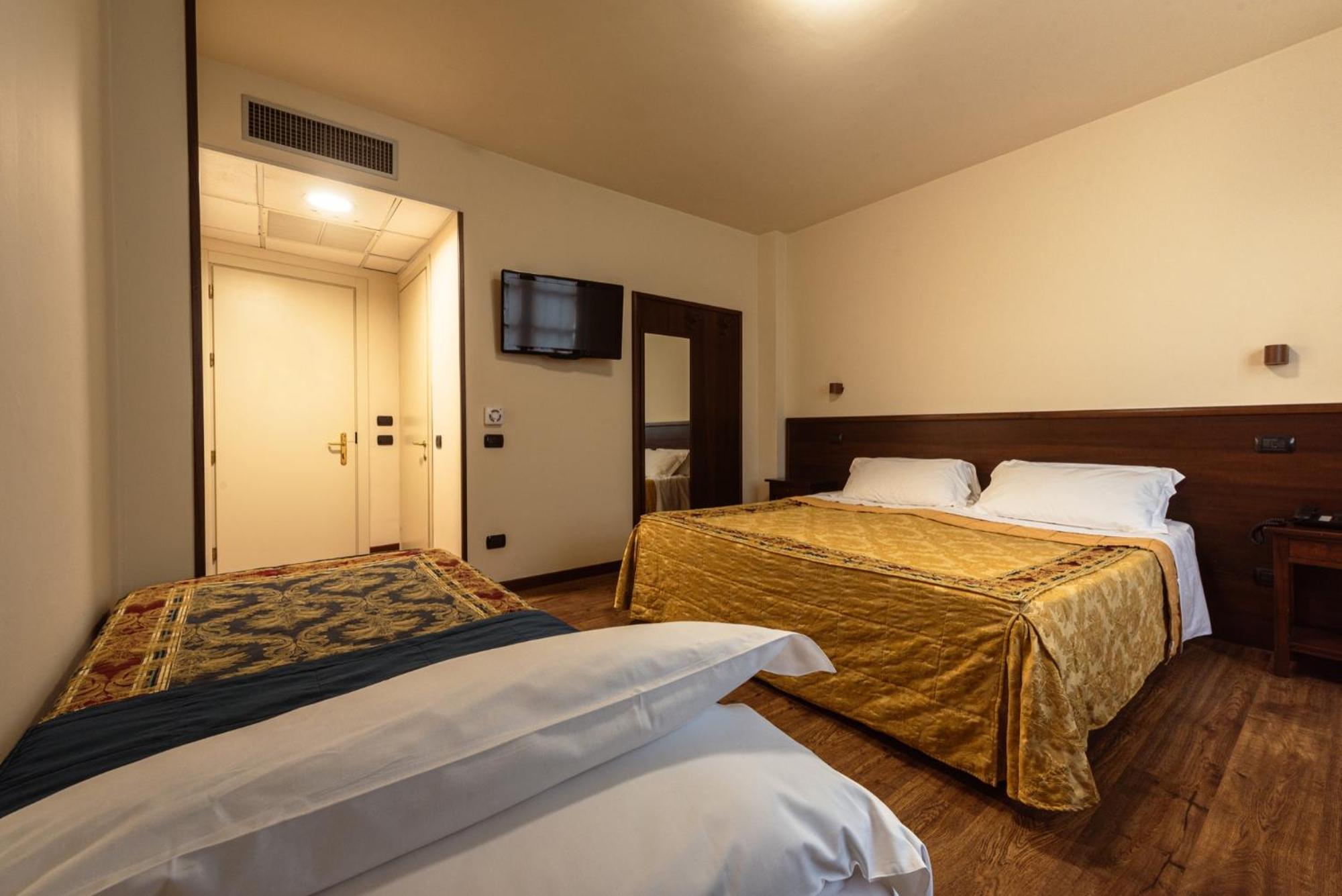 Triple Room photo 2