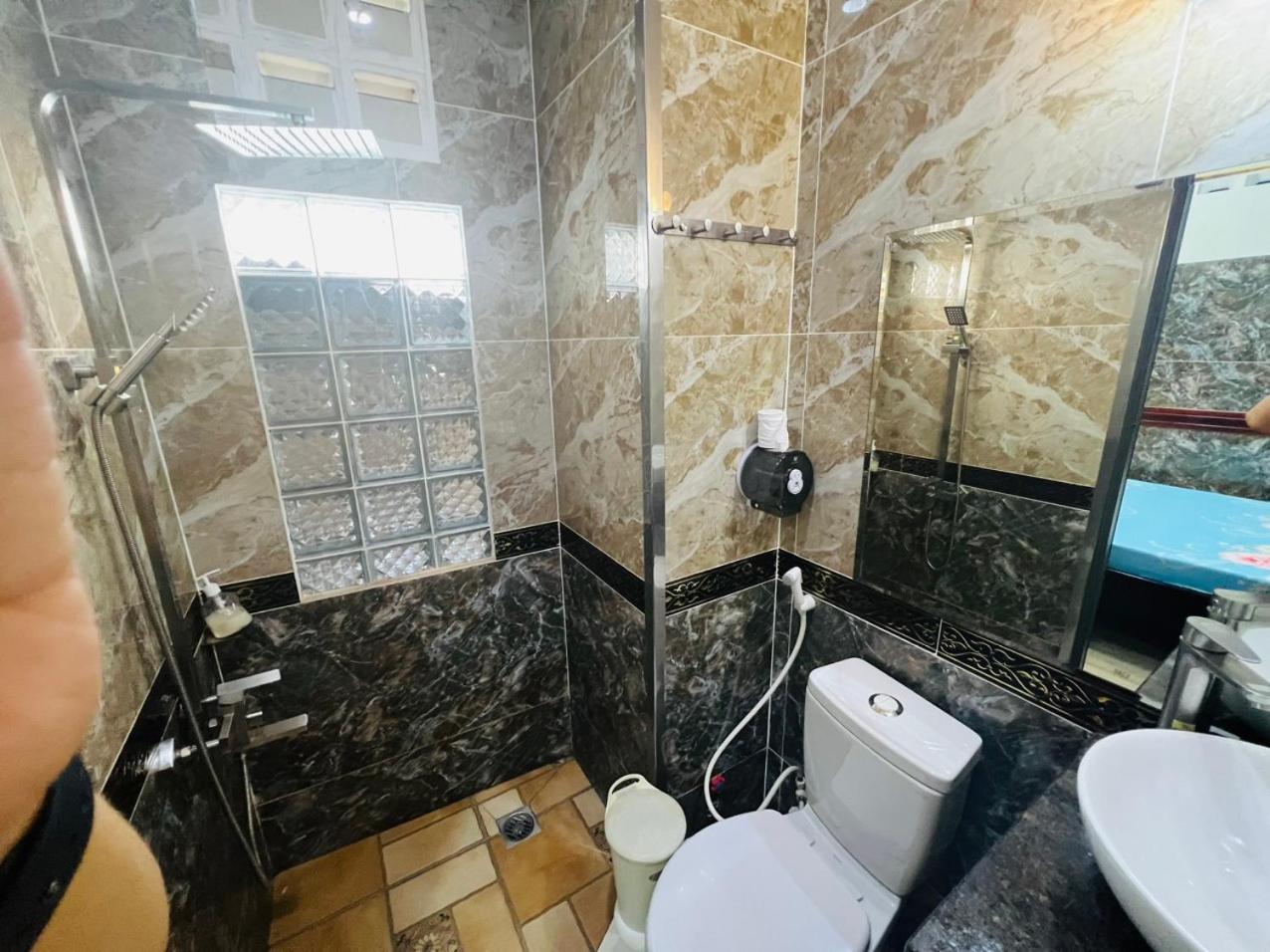 Deluxe Room (2 Adults + 1 Child) photo 3