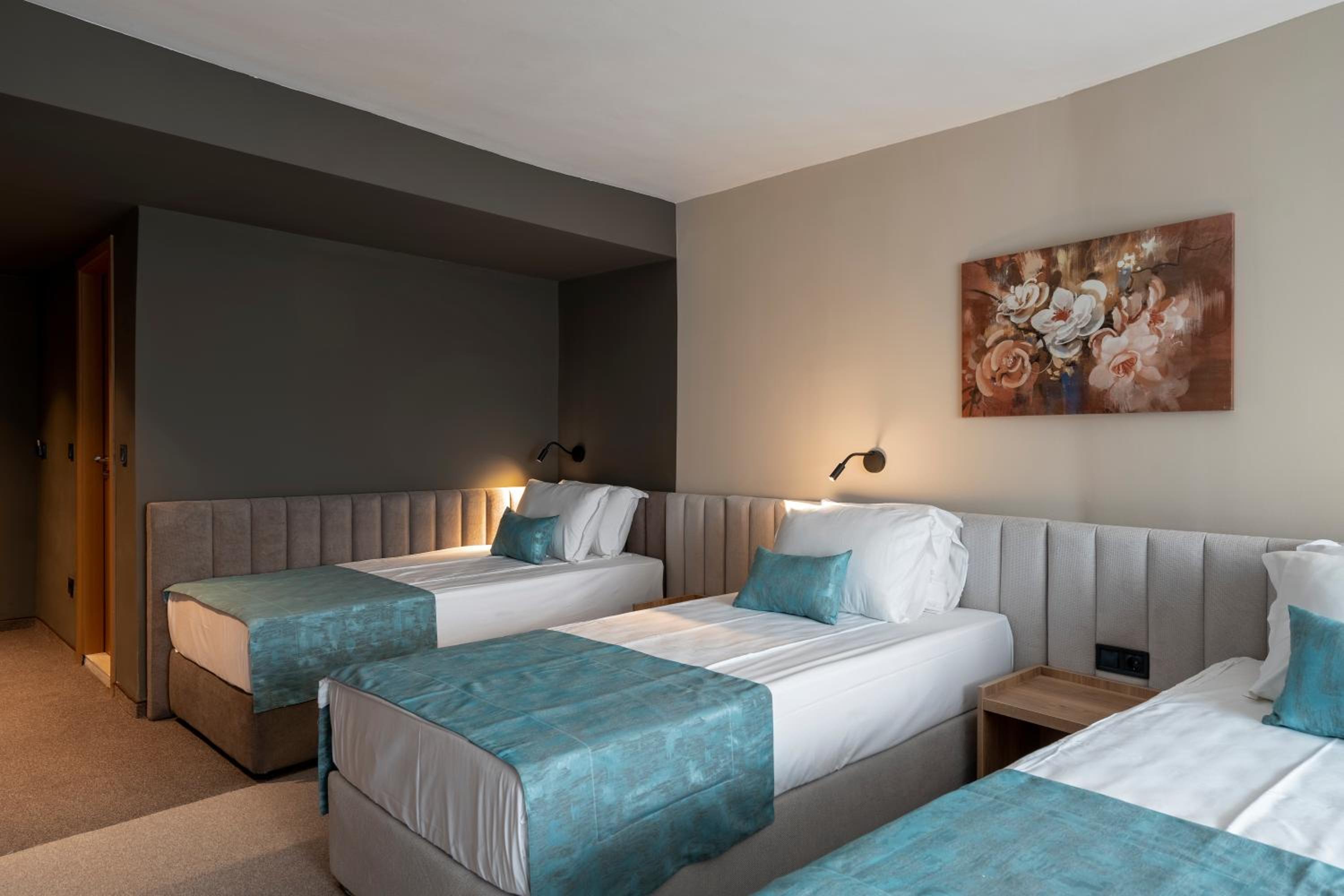 Double or Twin Room with Balcony - All Inclusive photo 2