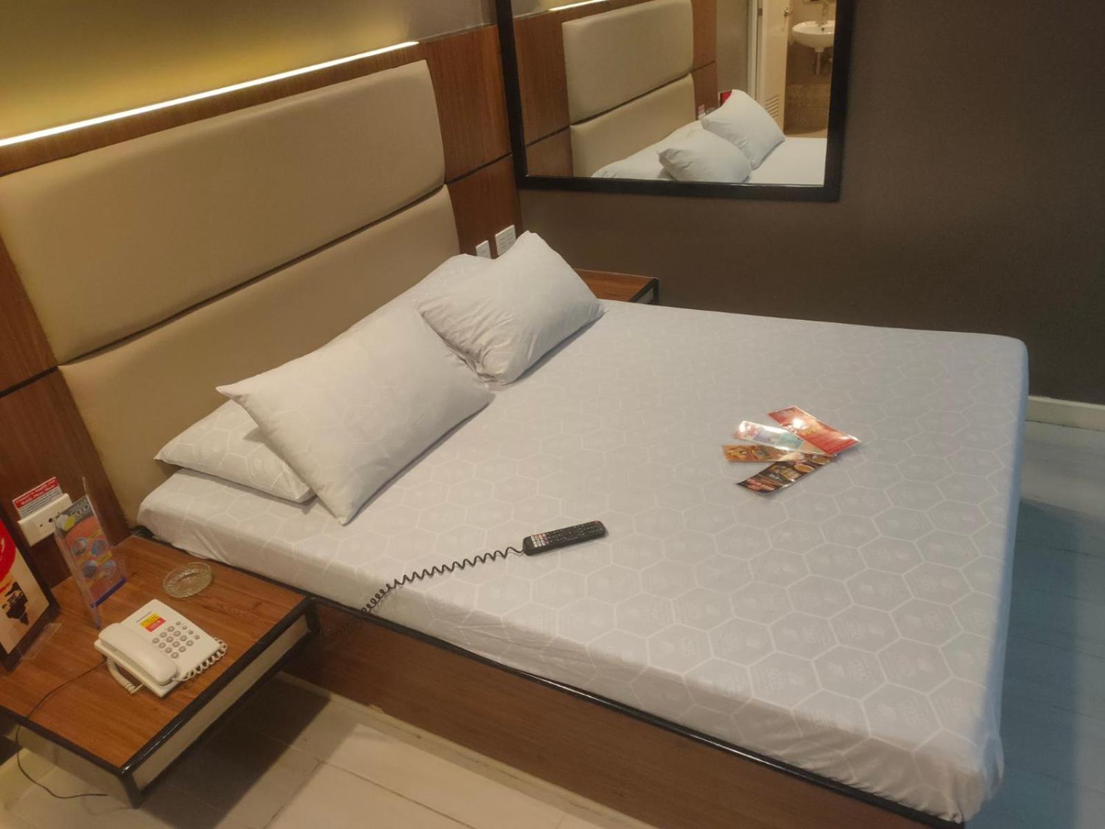 Executive Room - Photo 2